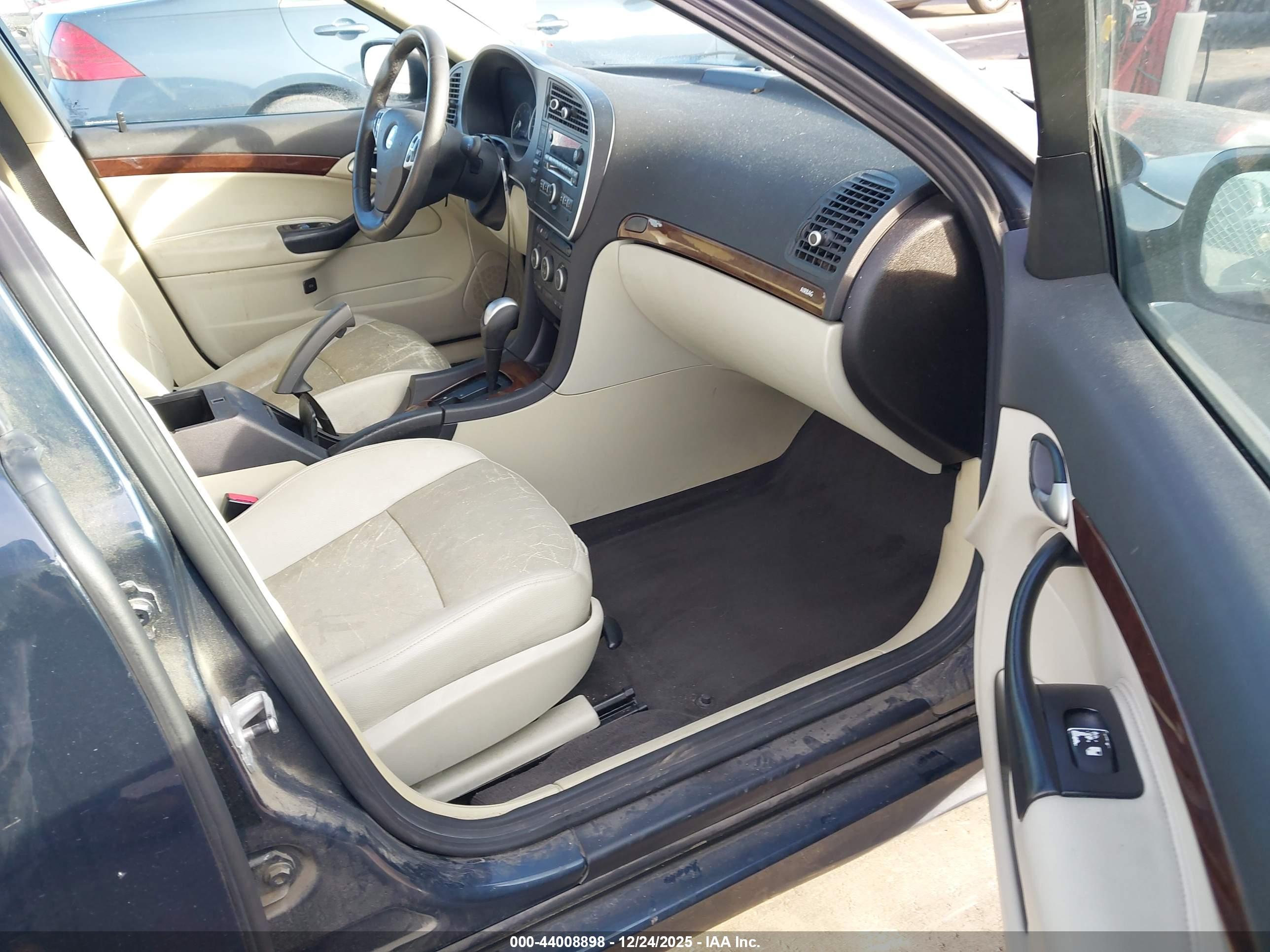 SAAB 9-3 image 5
