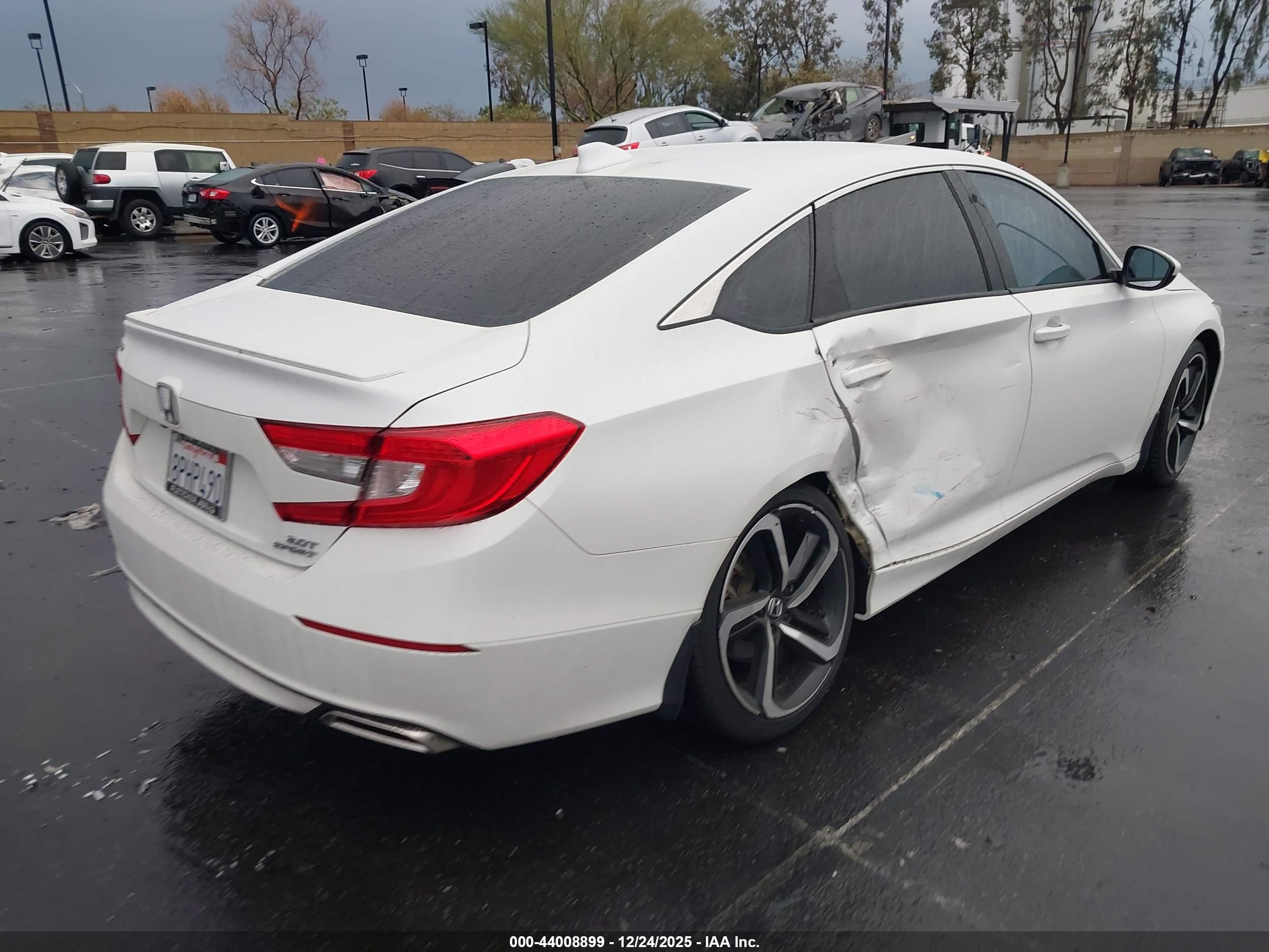 HONDA ACCORD image 4