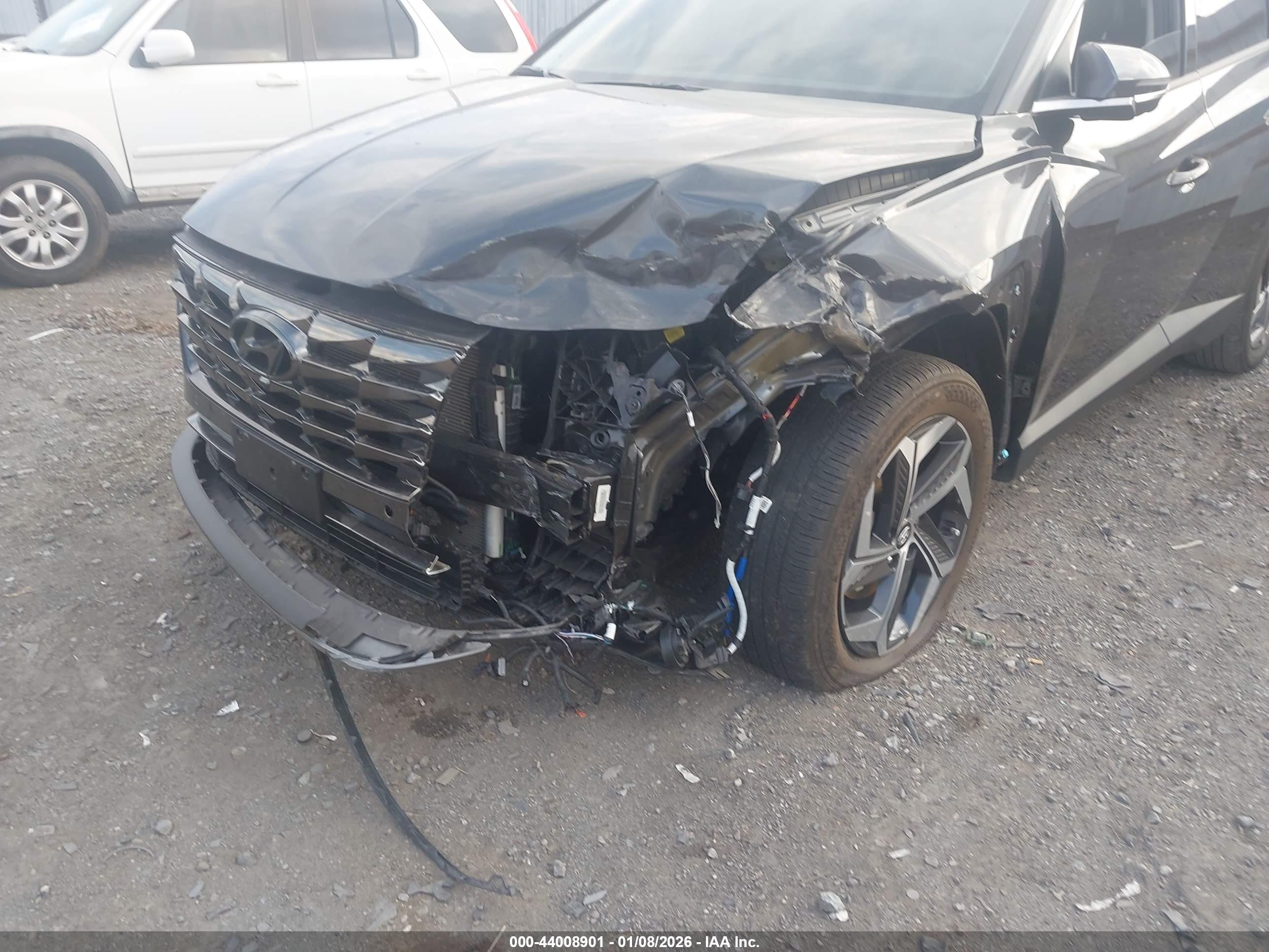 HYUNDAI TUCSON image 6