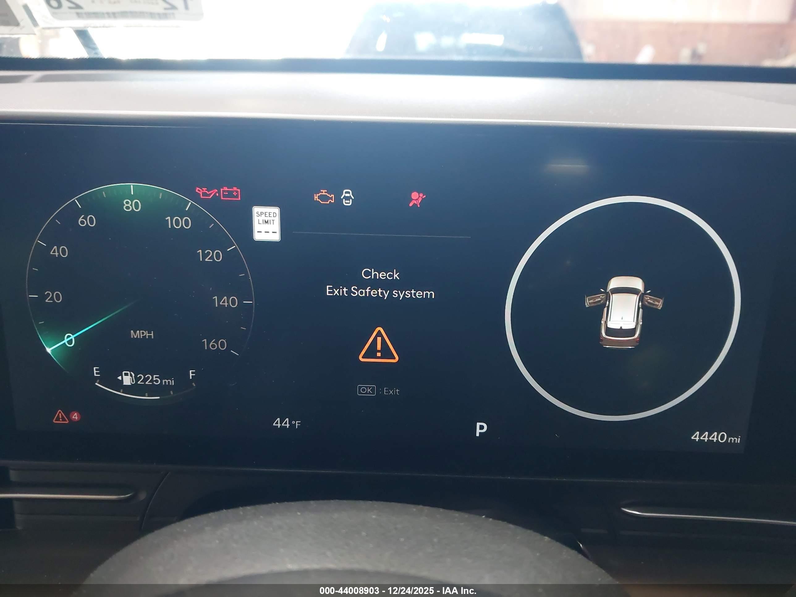 HYUNDAI KONA image 7