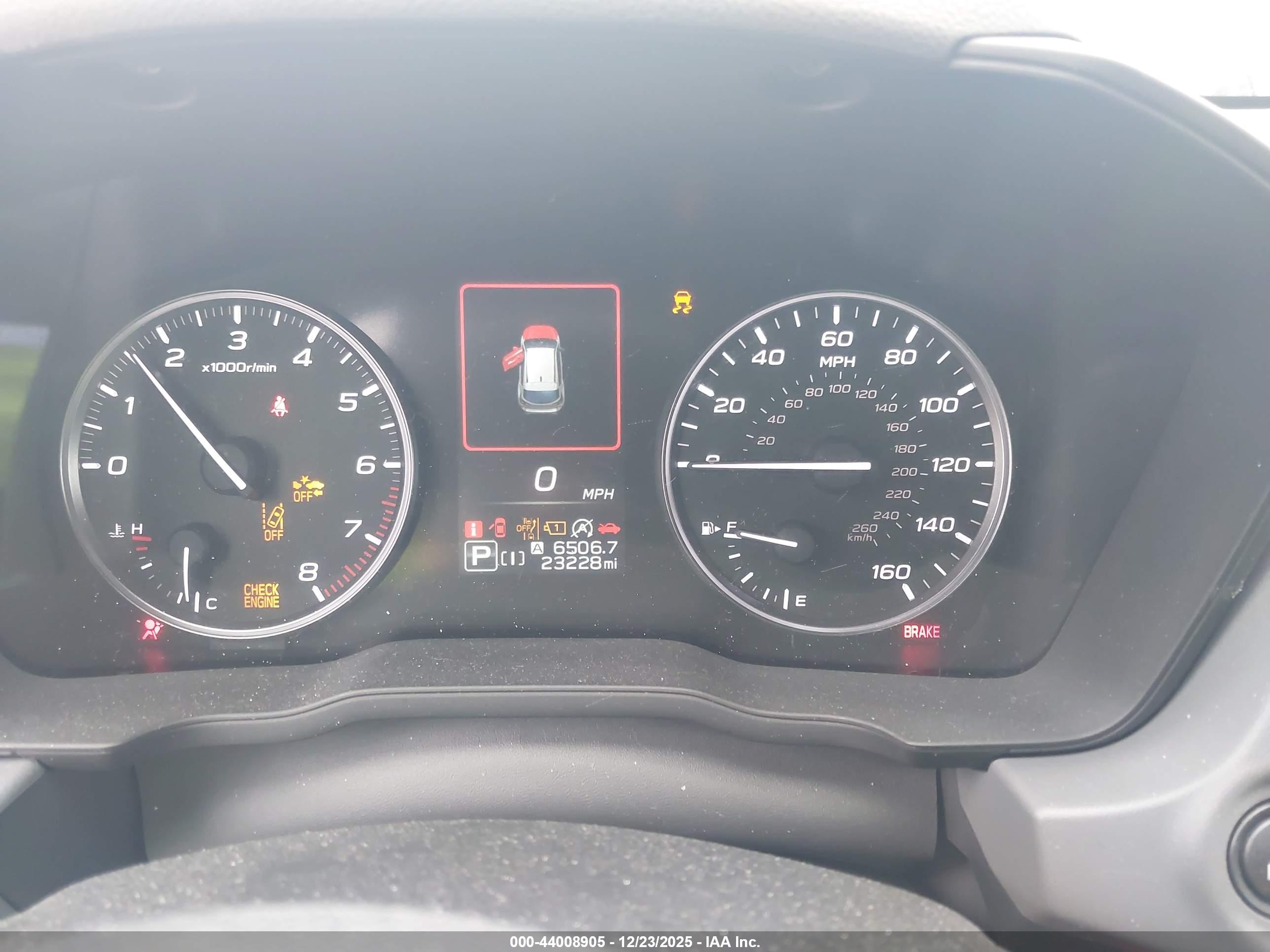 SUBARU CROSSTREK image 7