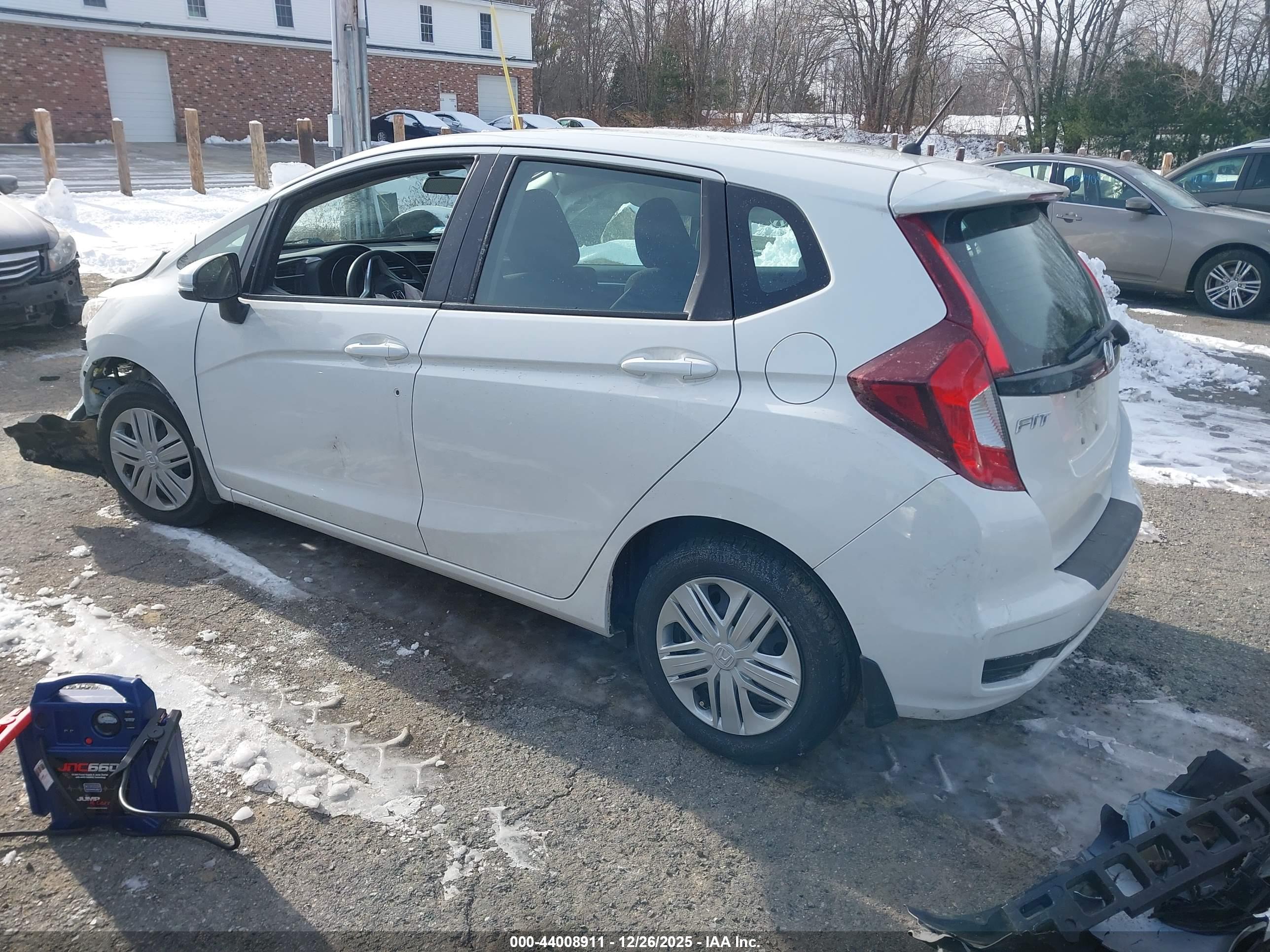 HONDA FIT image 3