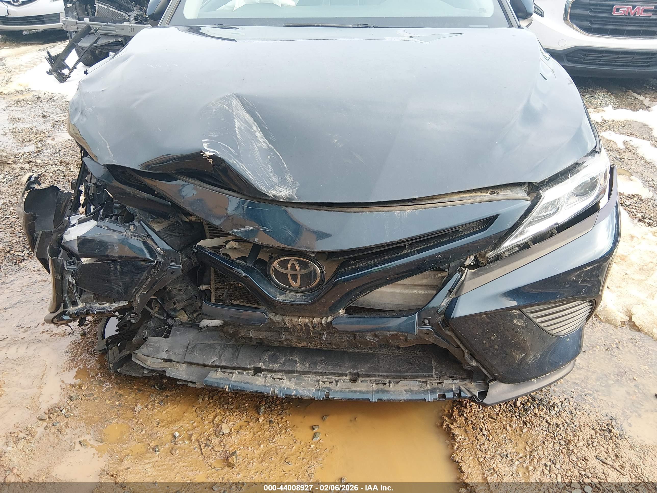 TOYOTA CAMRY image 6