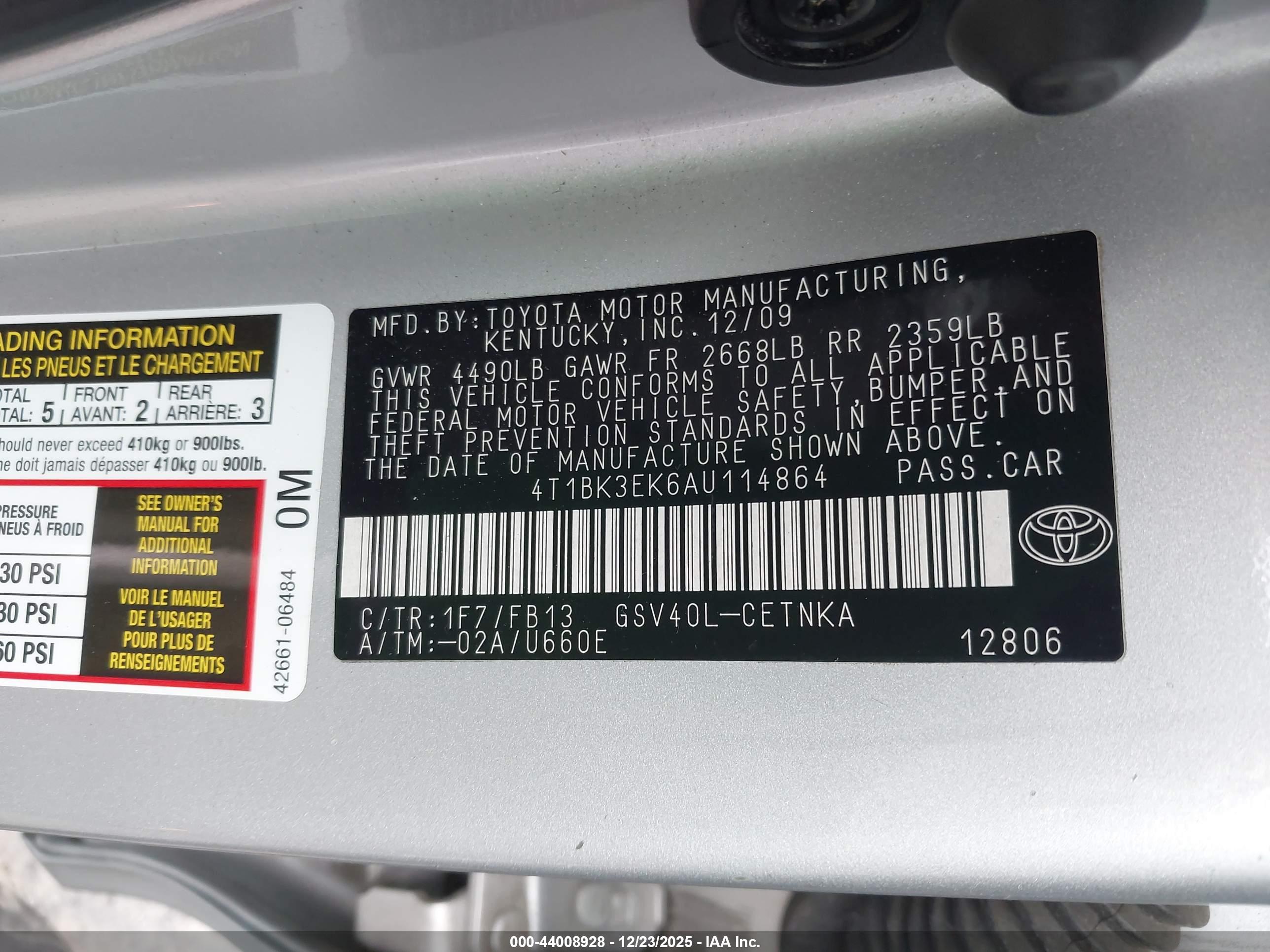 TOYOTA CAMRY image 9