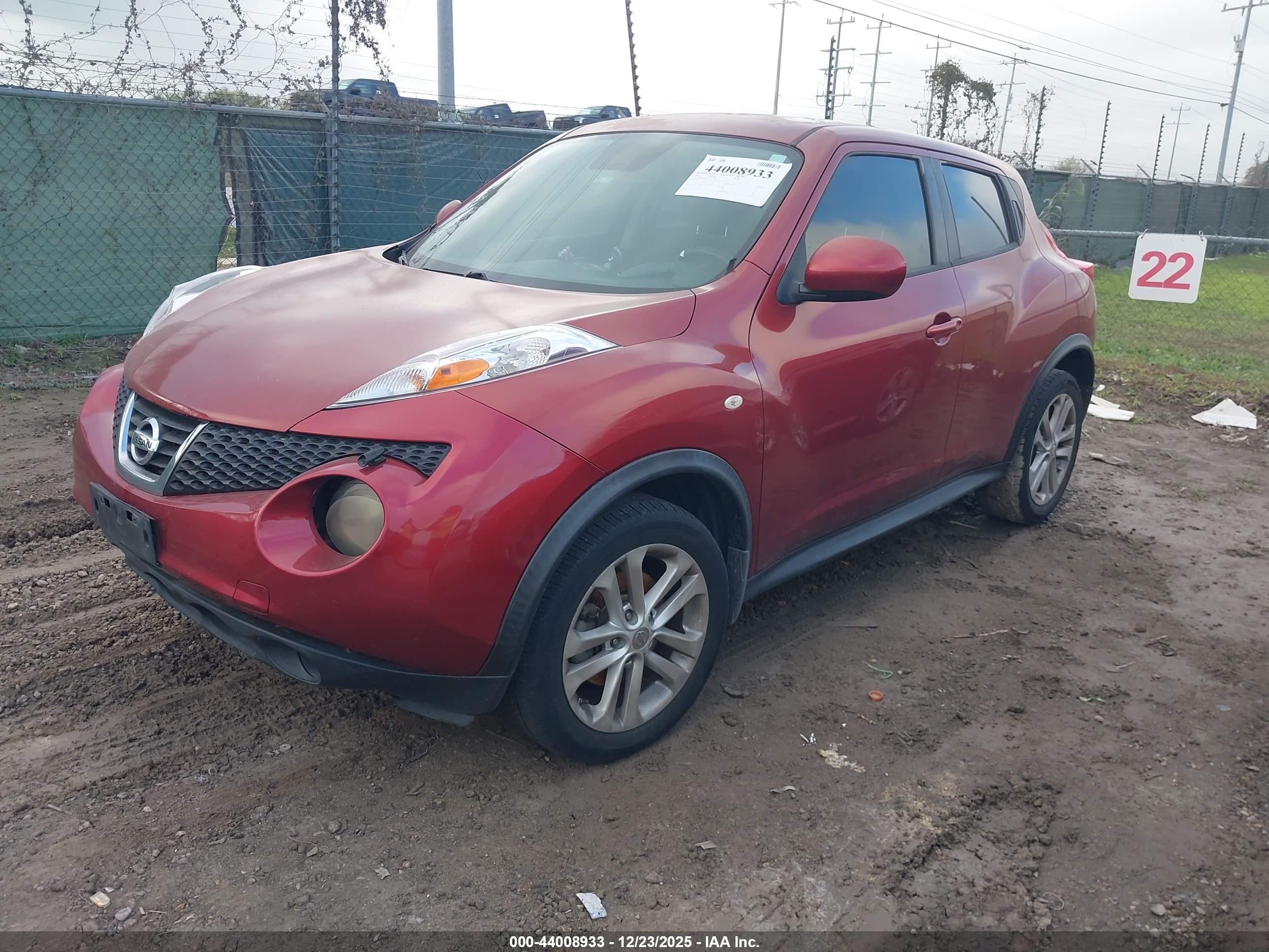 NISSAN JUKE image 2