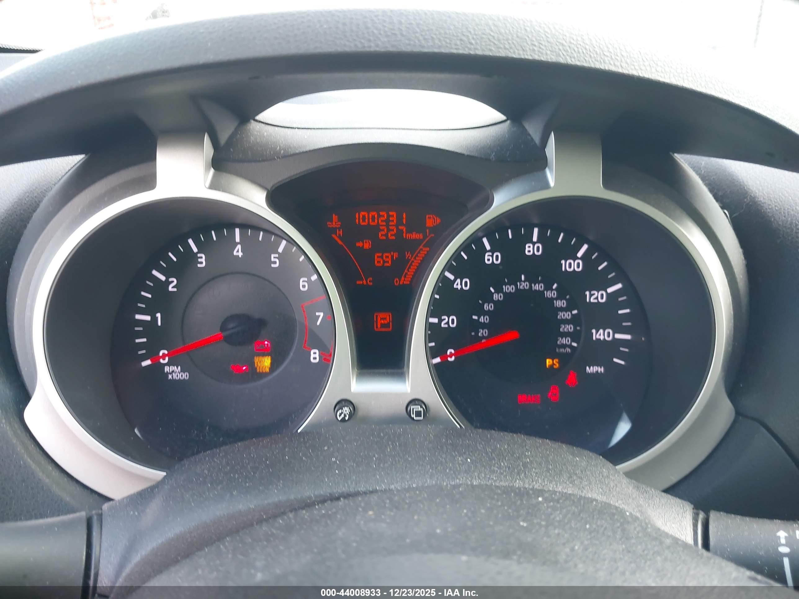 NISSAN JUKE image 7