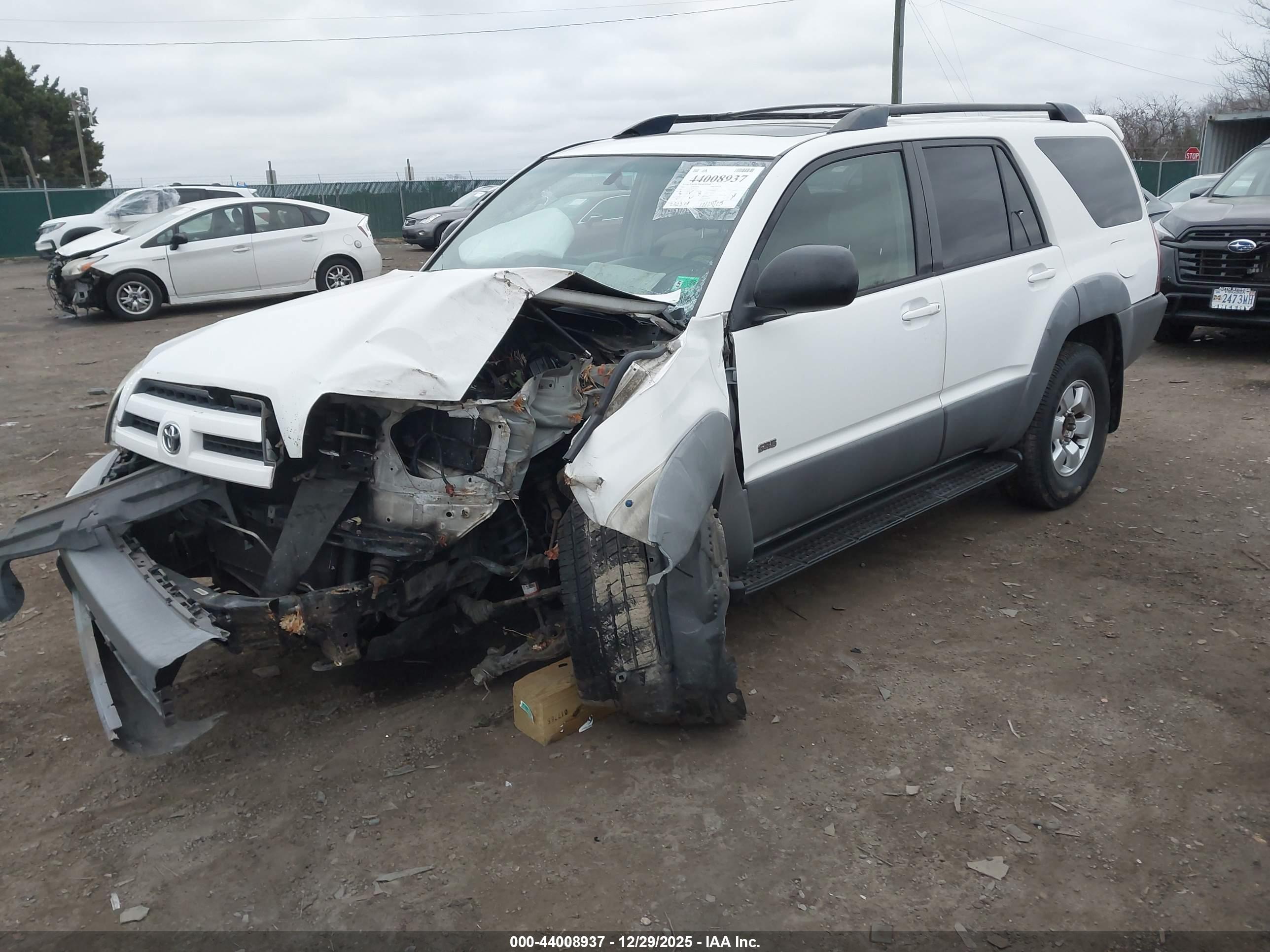 TOYOTA 4RUNNER image 2