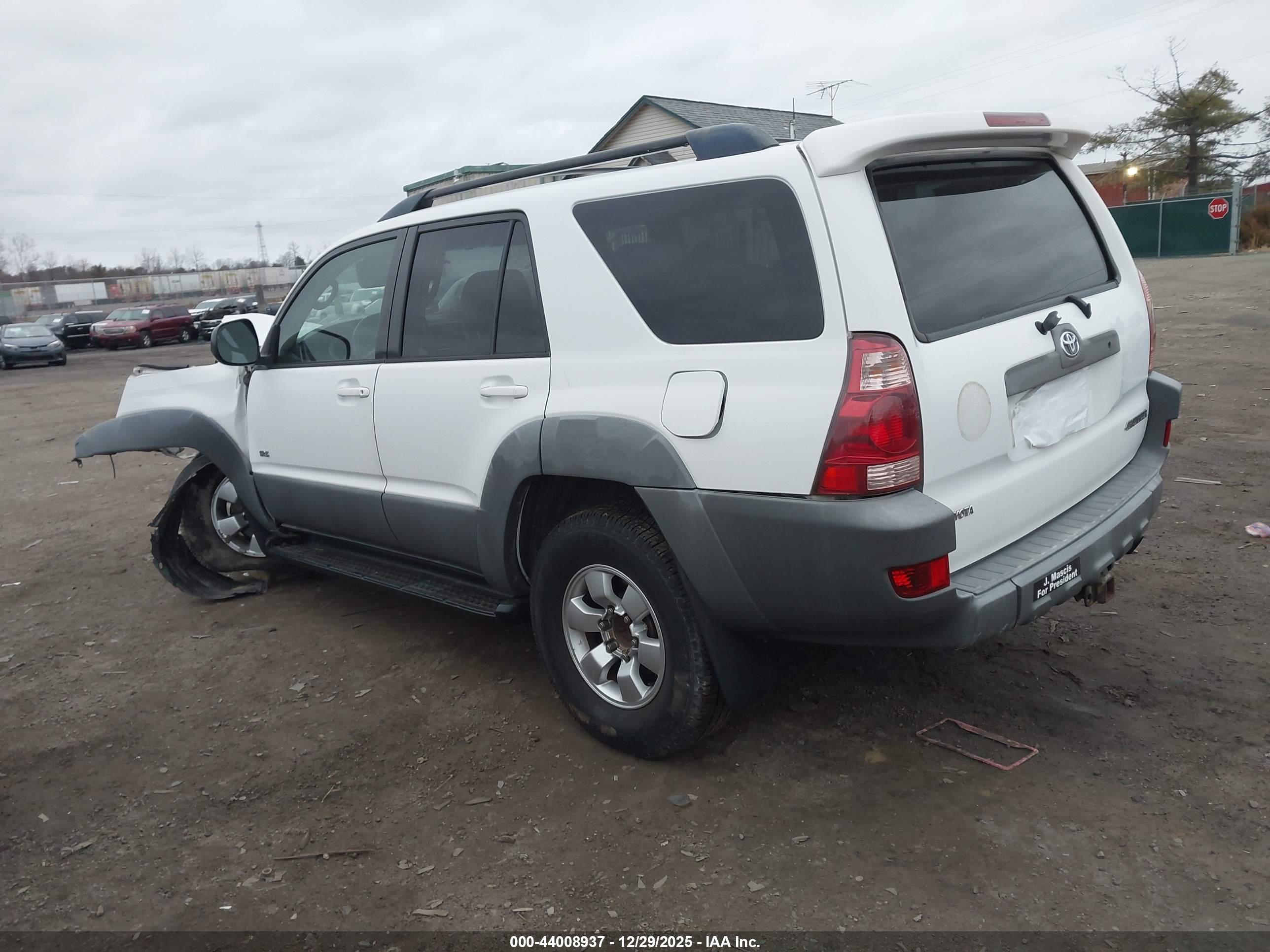 TOYOTA 4RUNNER image 3