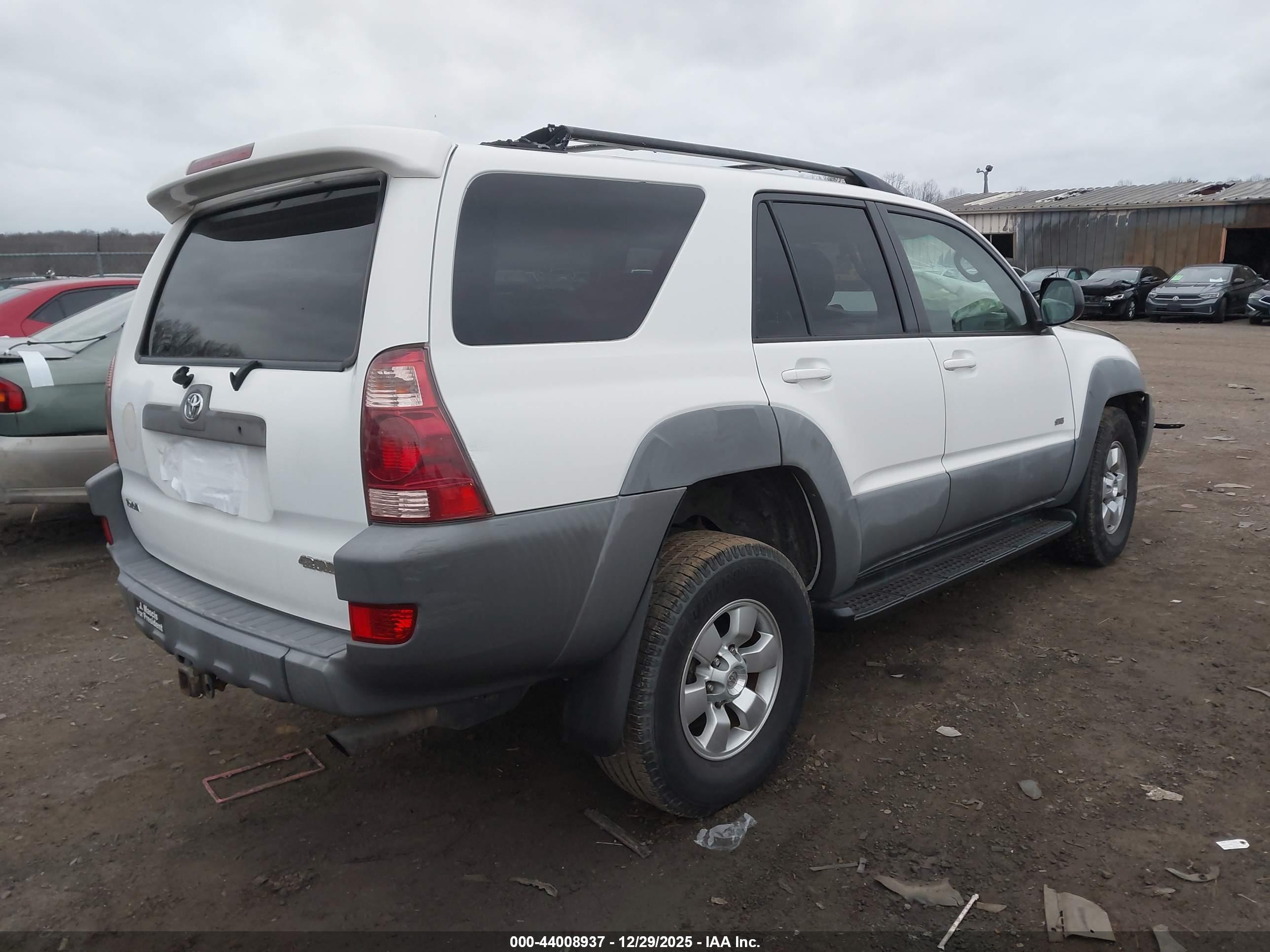 TOYOTA 4RUNNER image 4