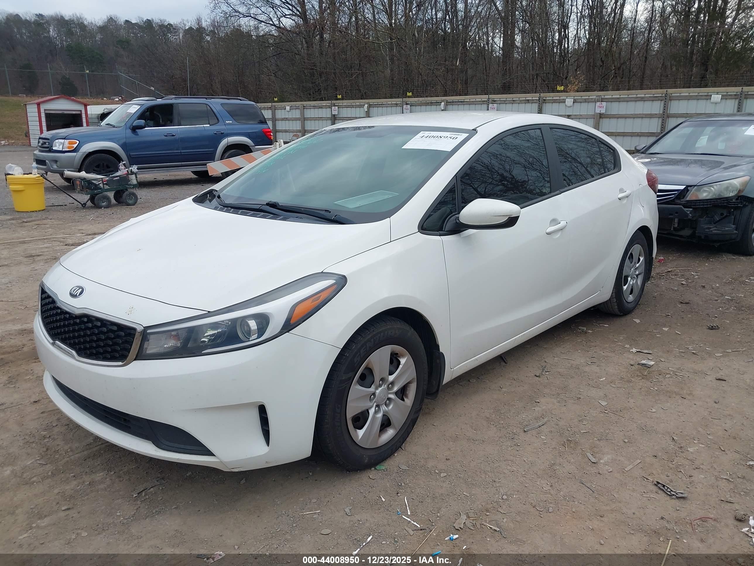 KIA FORTE image 2