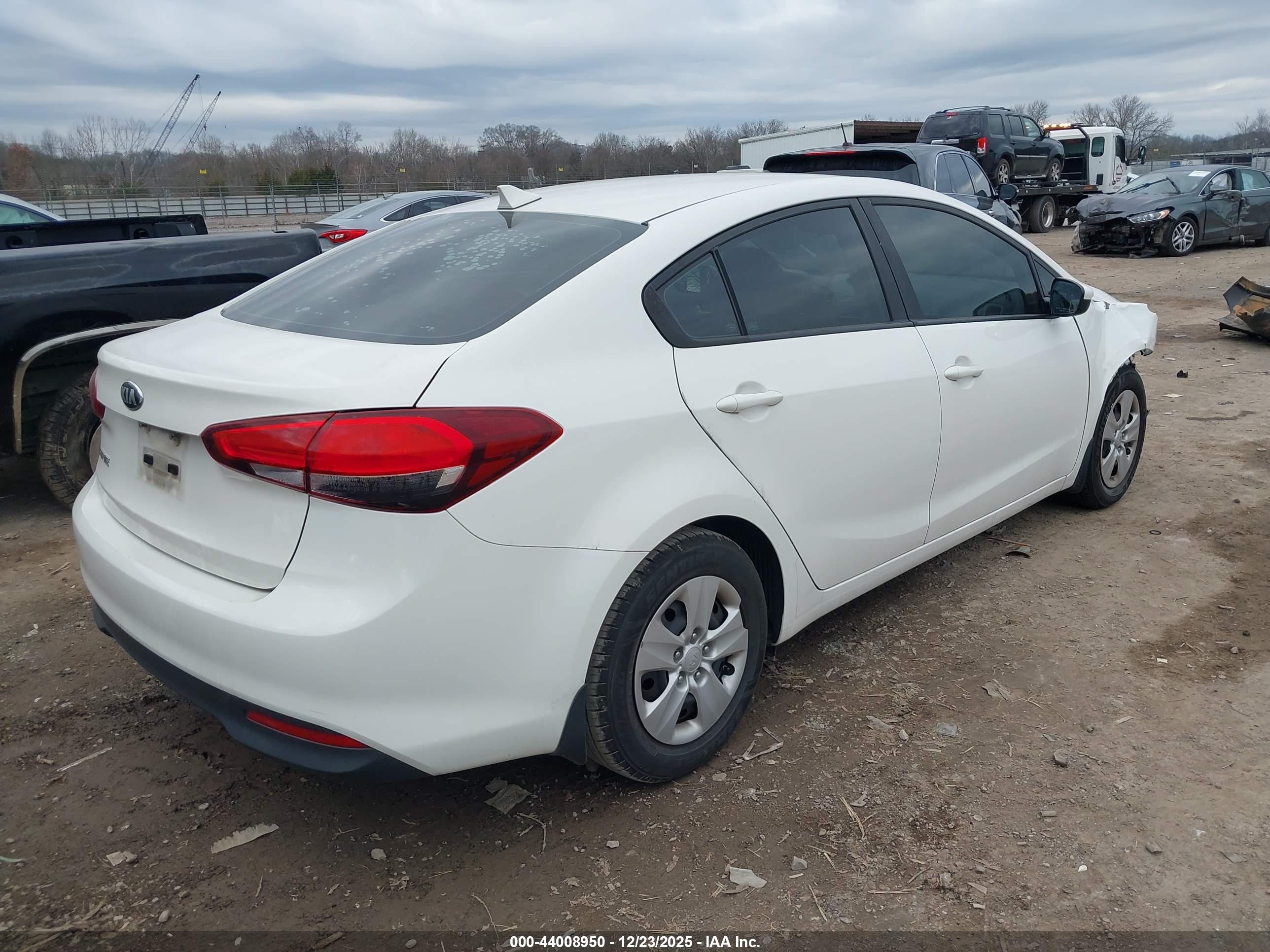 KIA FORTE image 4