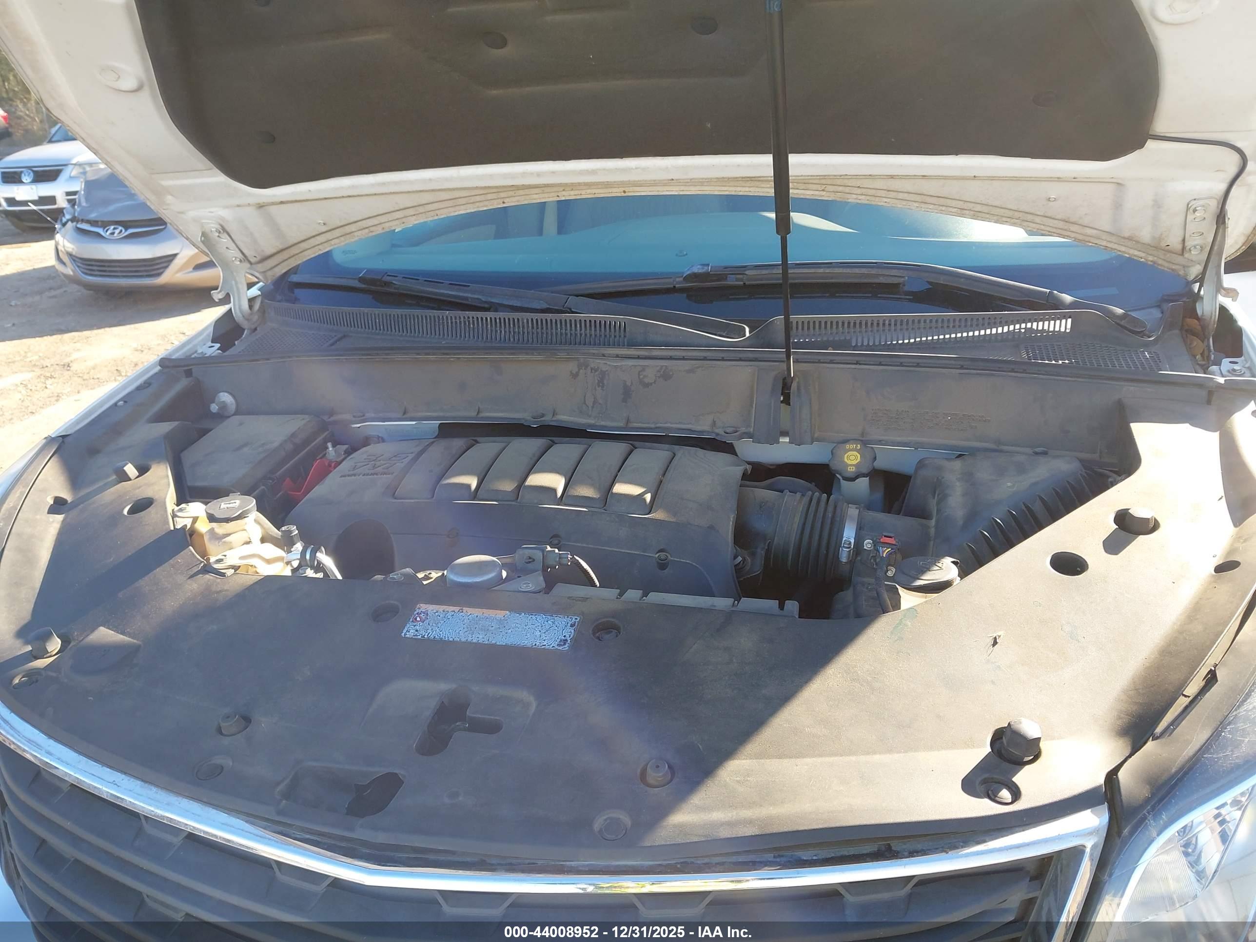 CHEVROLET TRAVERSE image 10