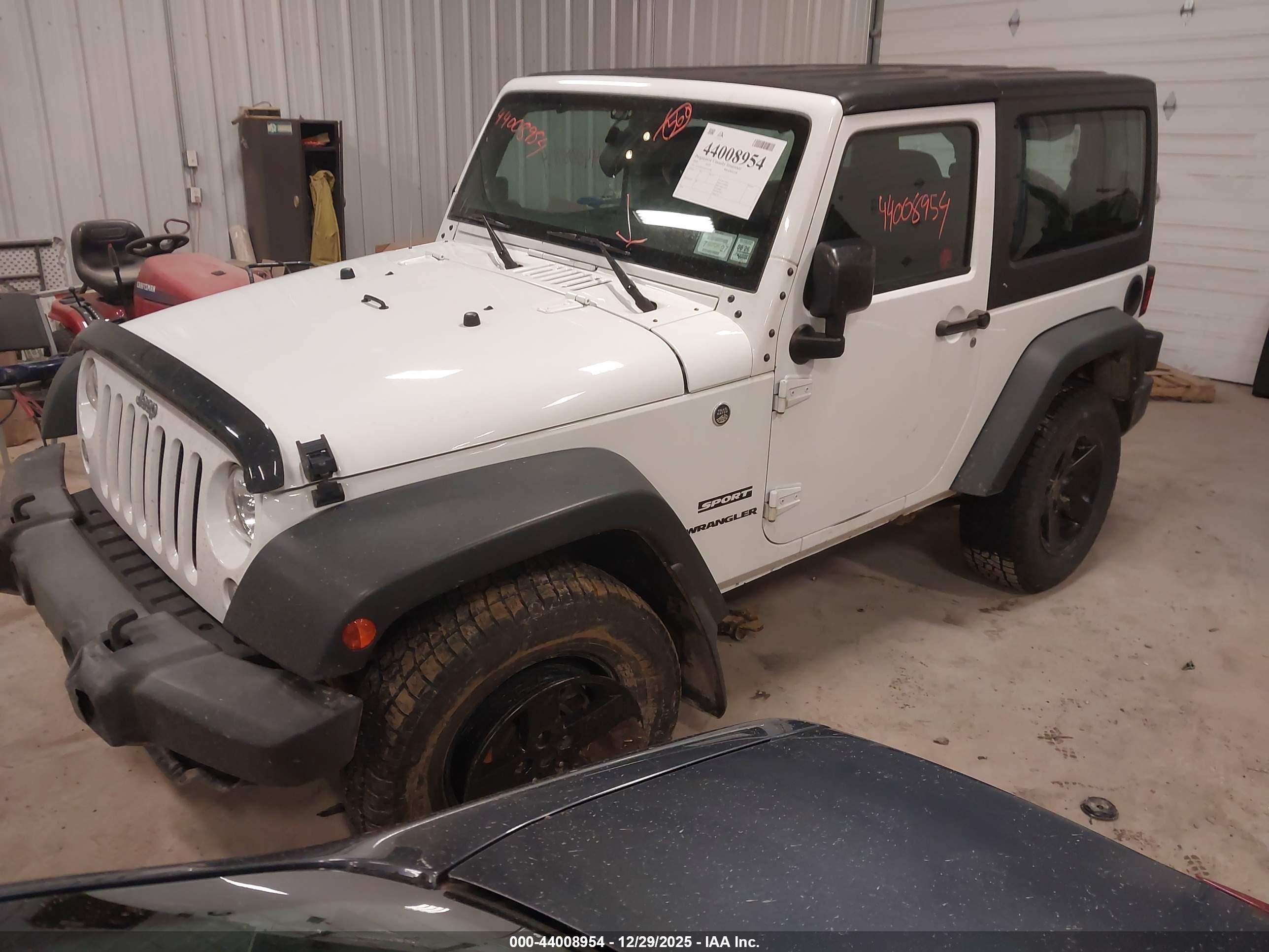 JEEP WRANGLER image 2