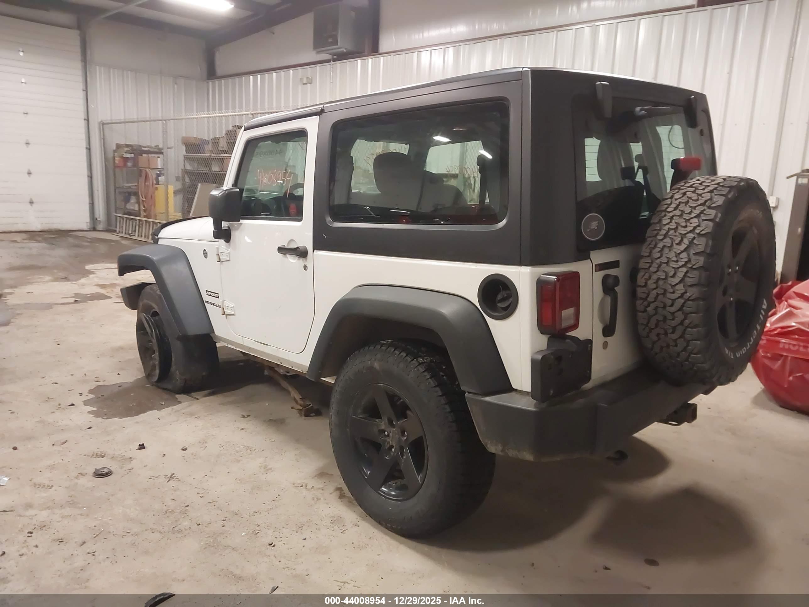 JEEP WRANGLER image 3