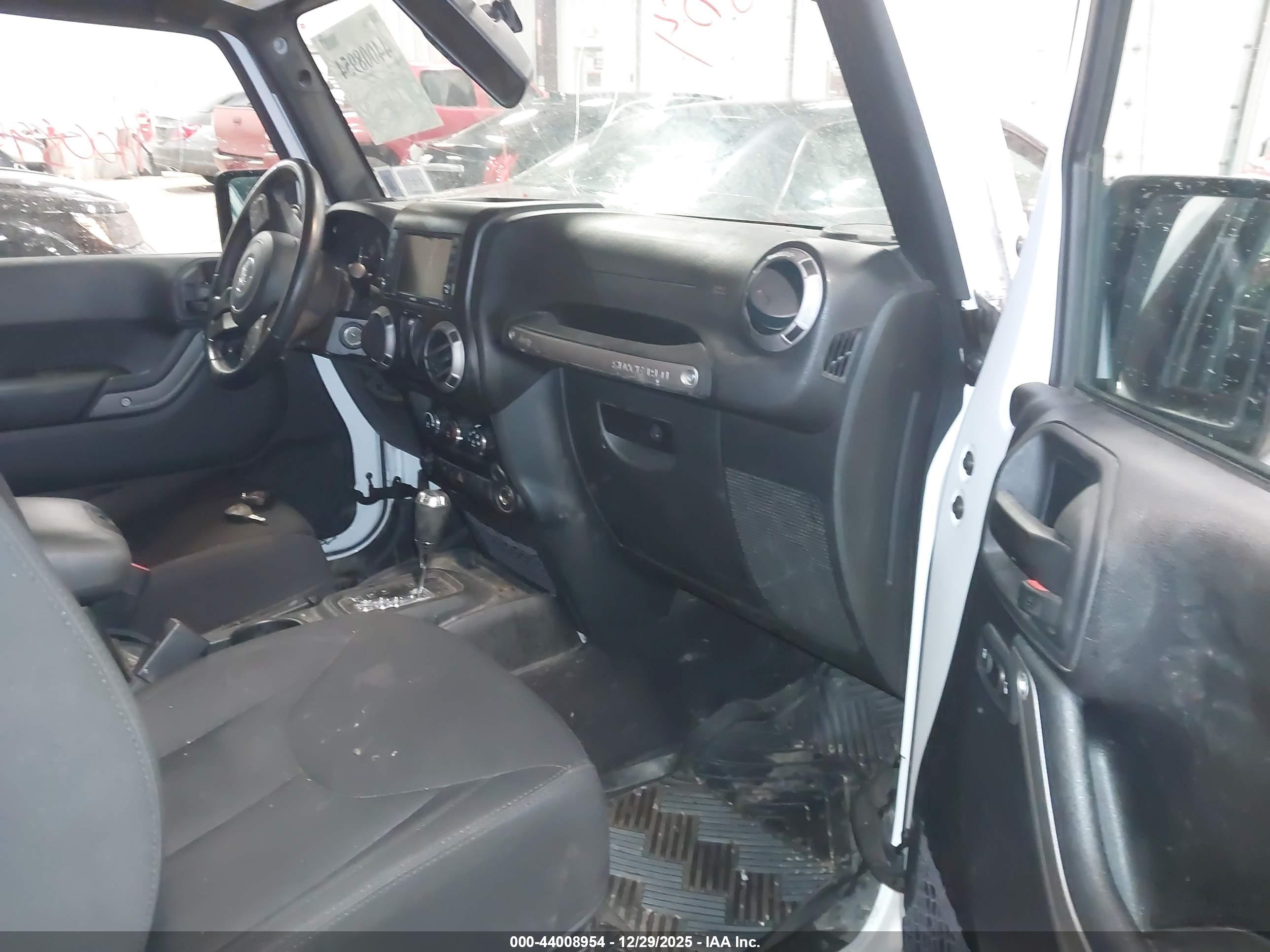 JEEP WRANGLER image 5