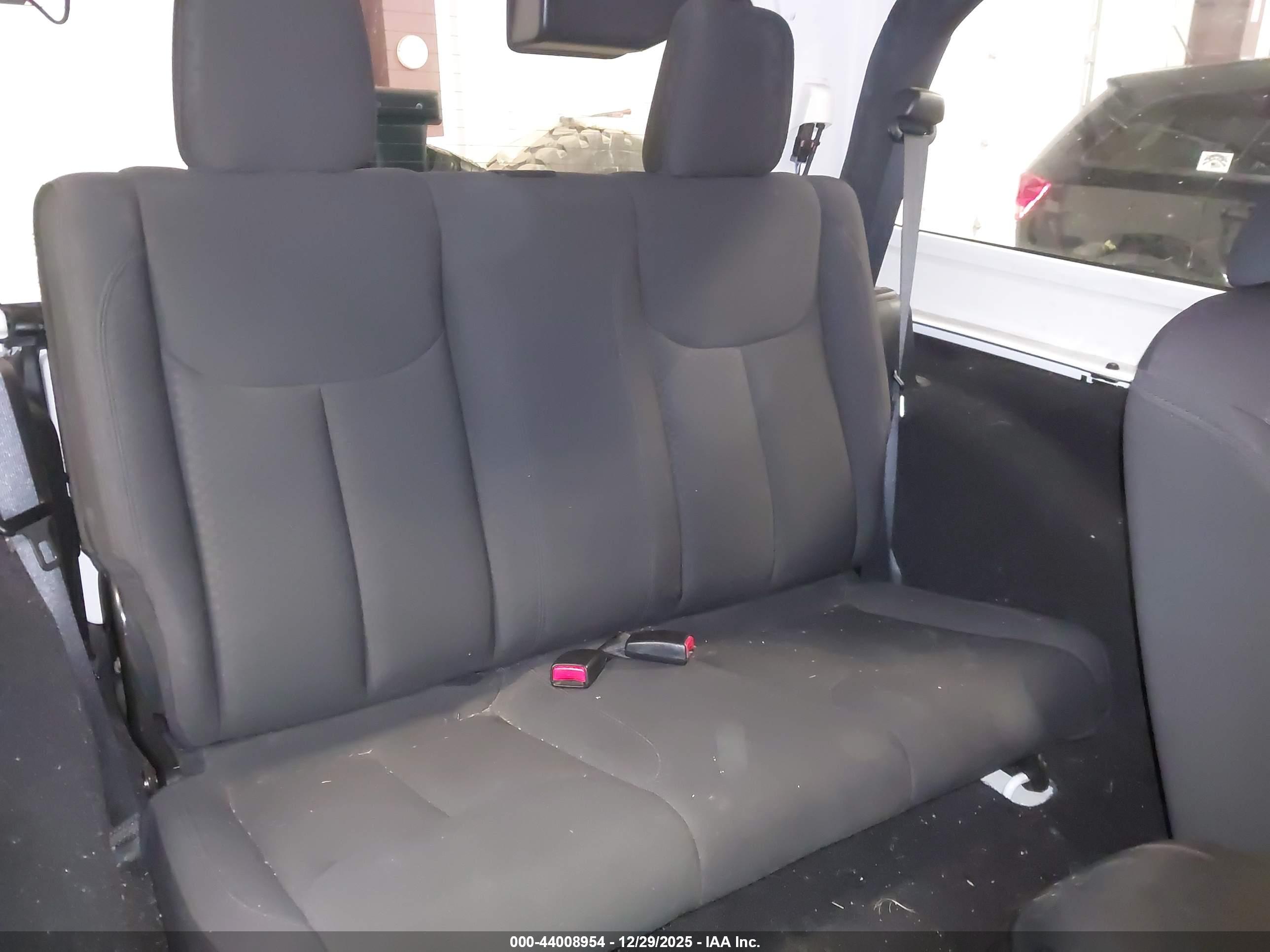 JEEP WRANGLER image 8