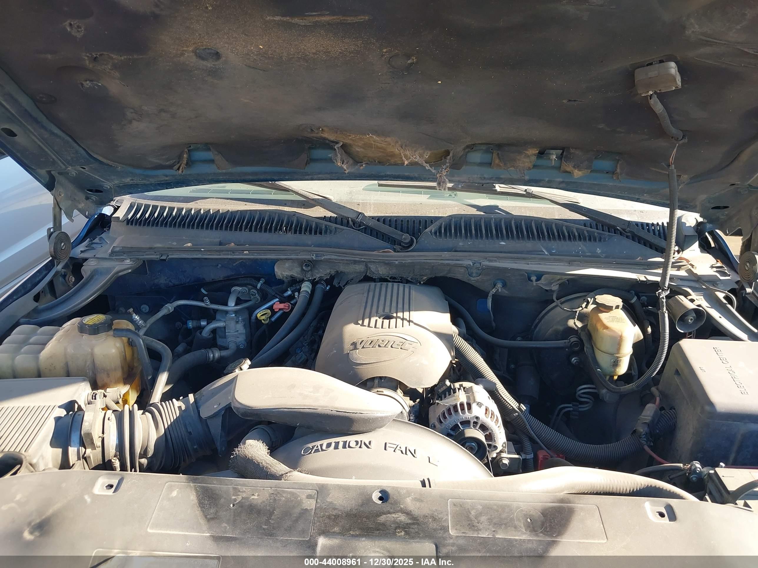 CHEVROLET TAHOE image 10