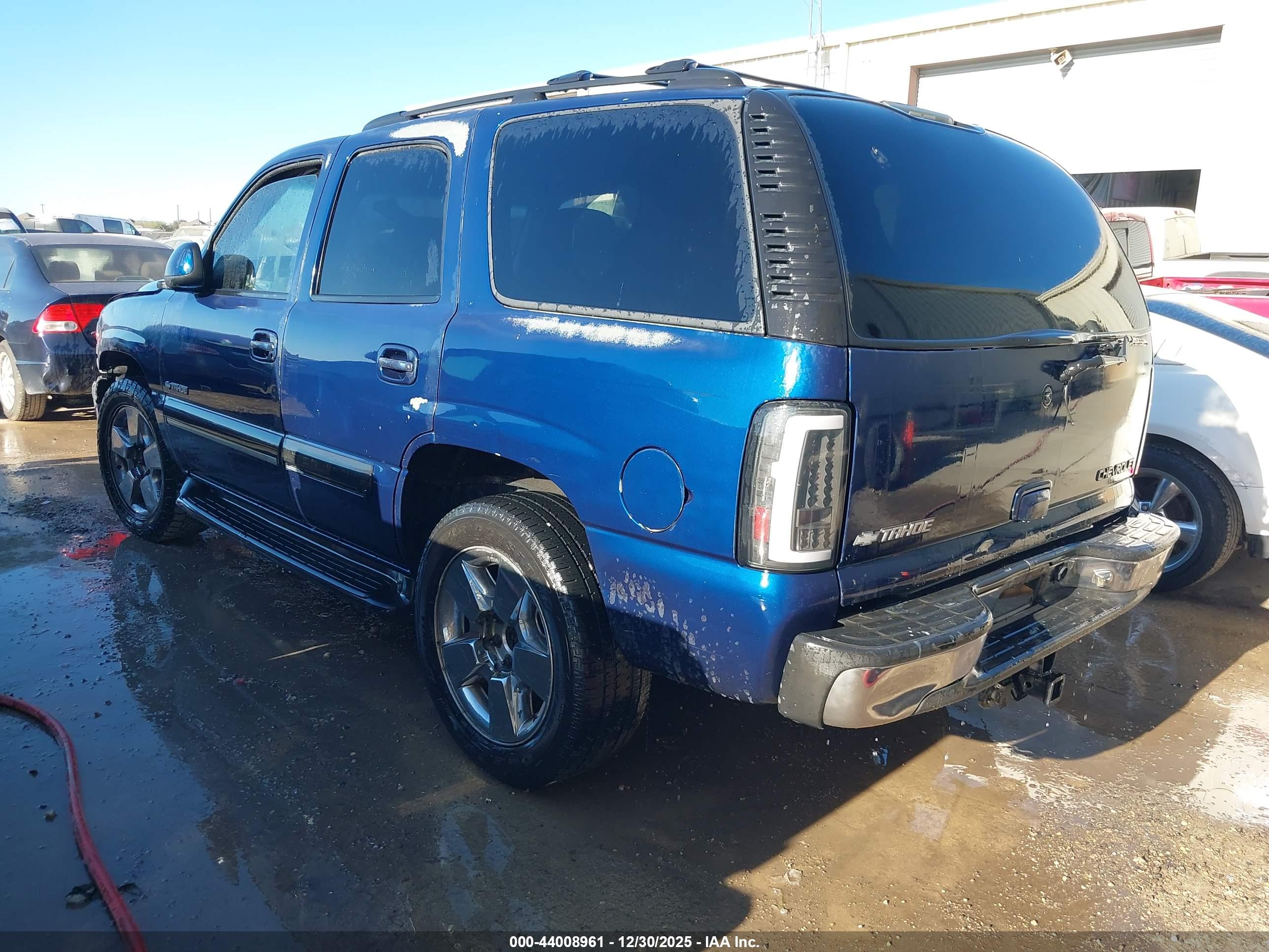 CHEVROLET TAHOE image 3