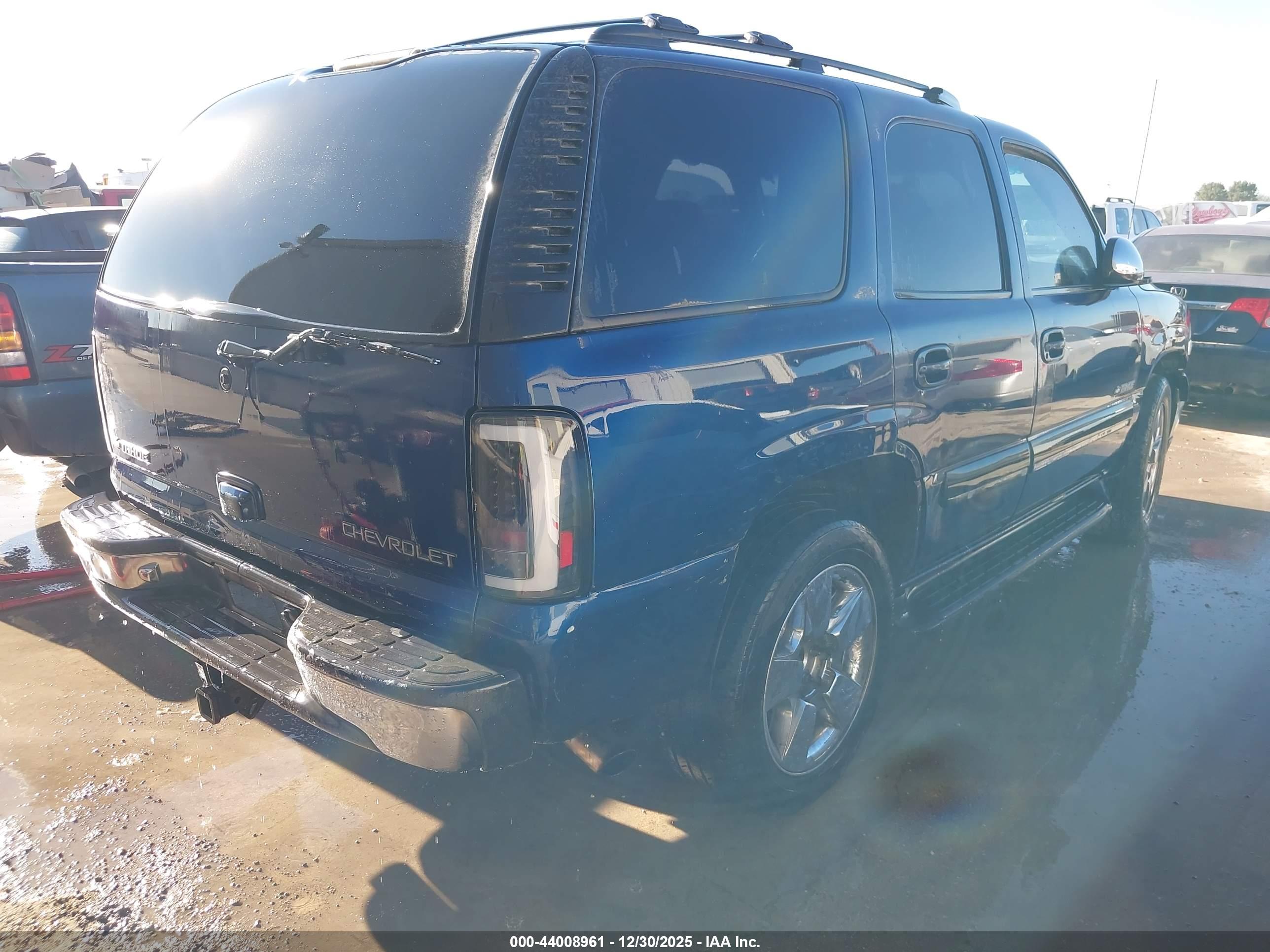 CHEVROLET TAHOE image 4