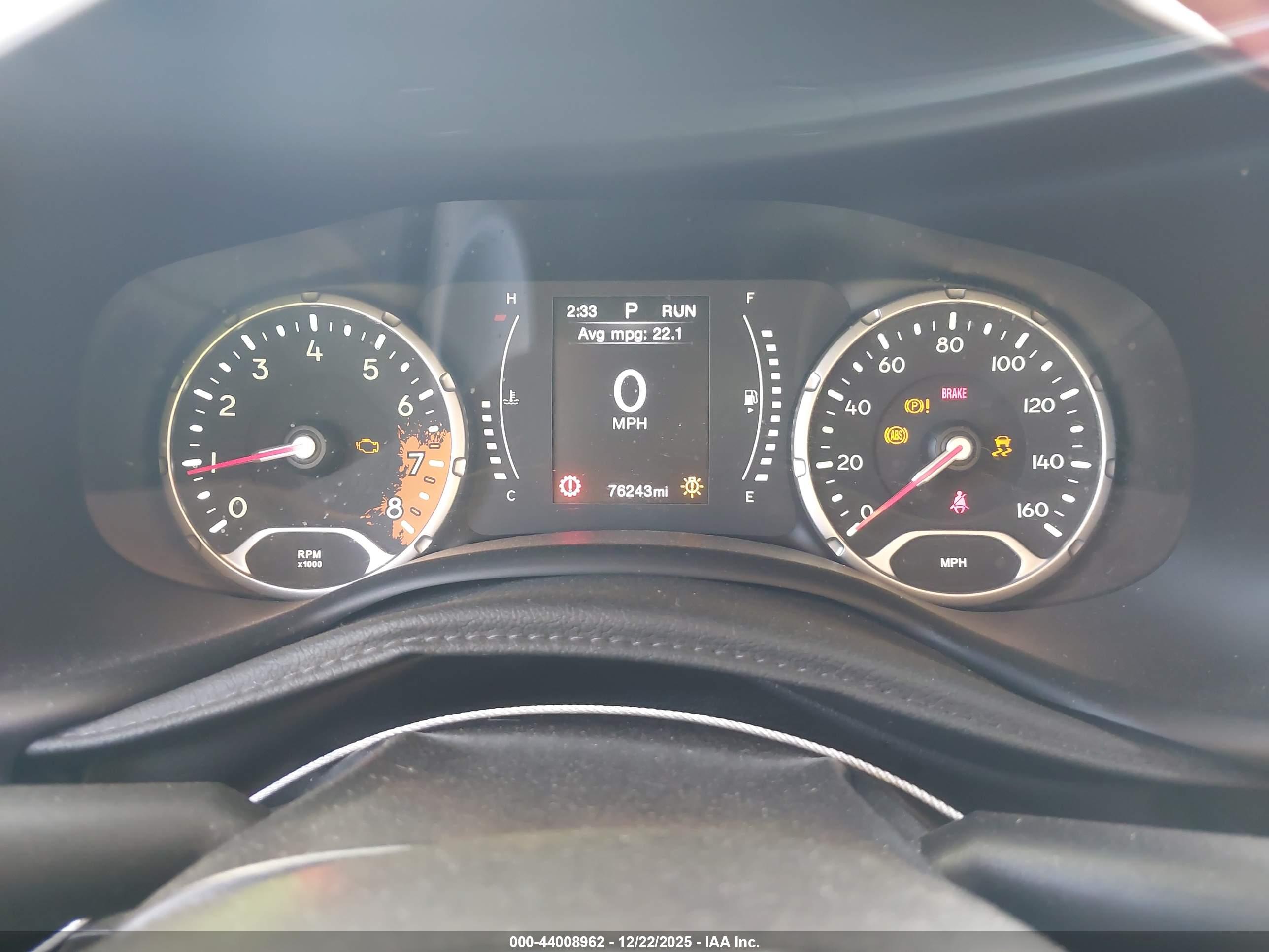 JEEP RENEGADE image 7
