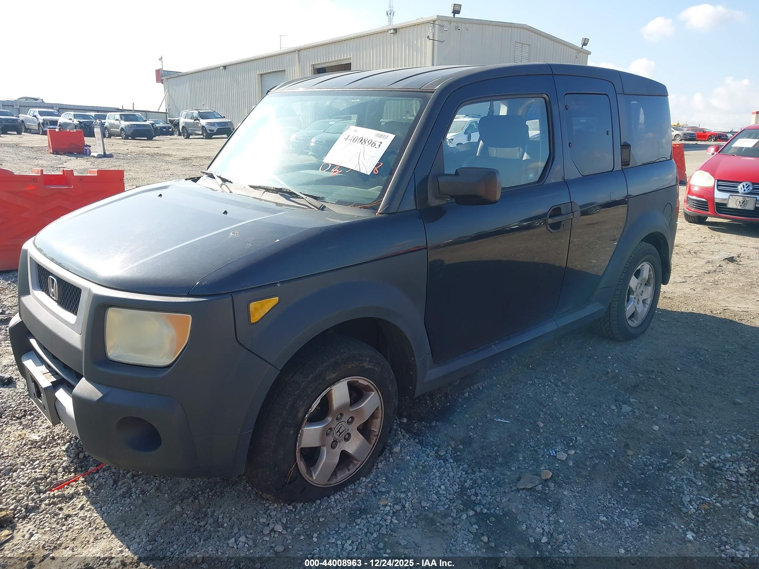 HONDA ELEMENT image 2