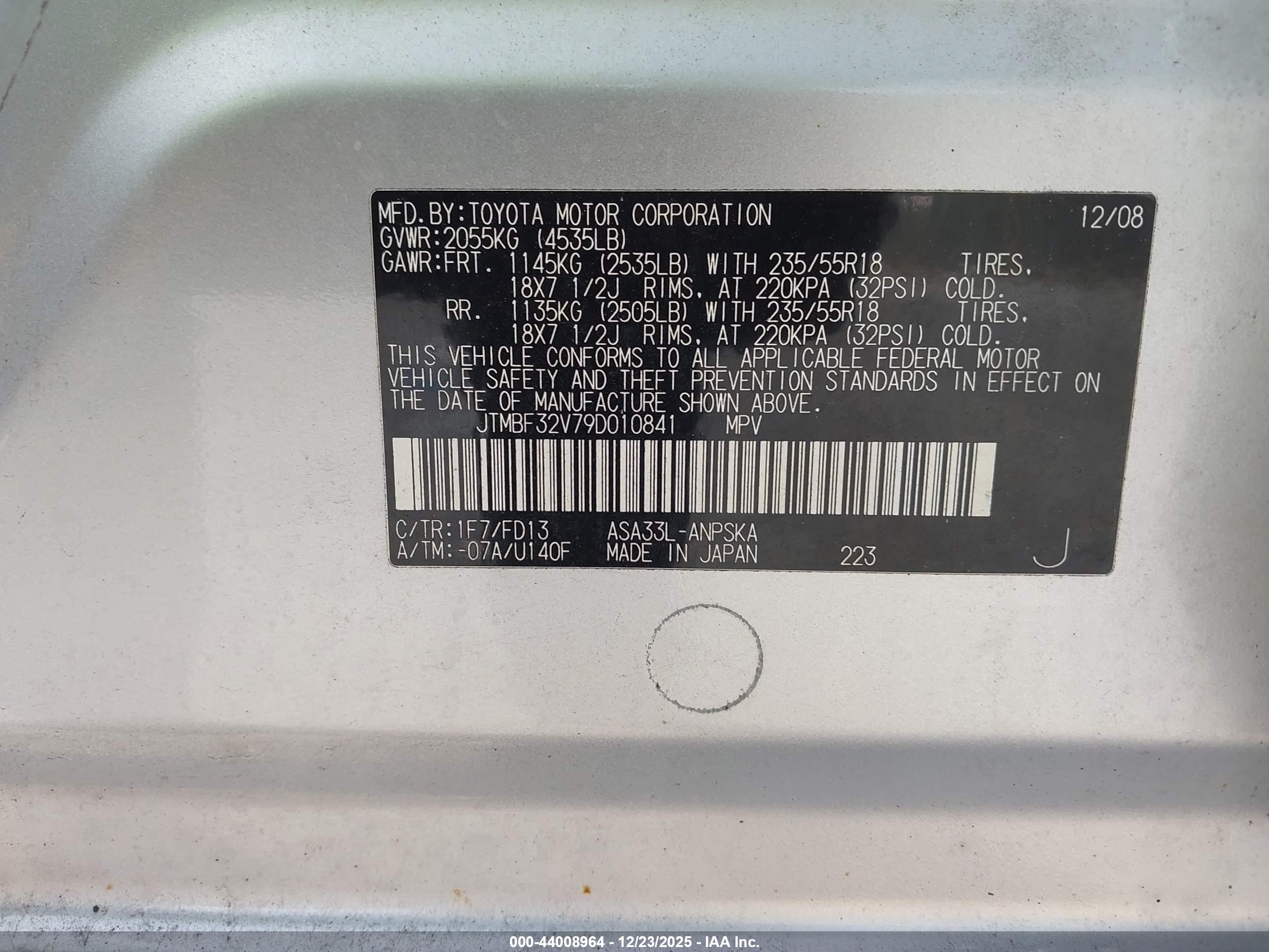 TOYOTA RAV4 image 9