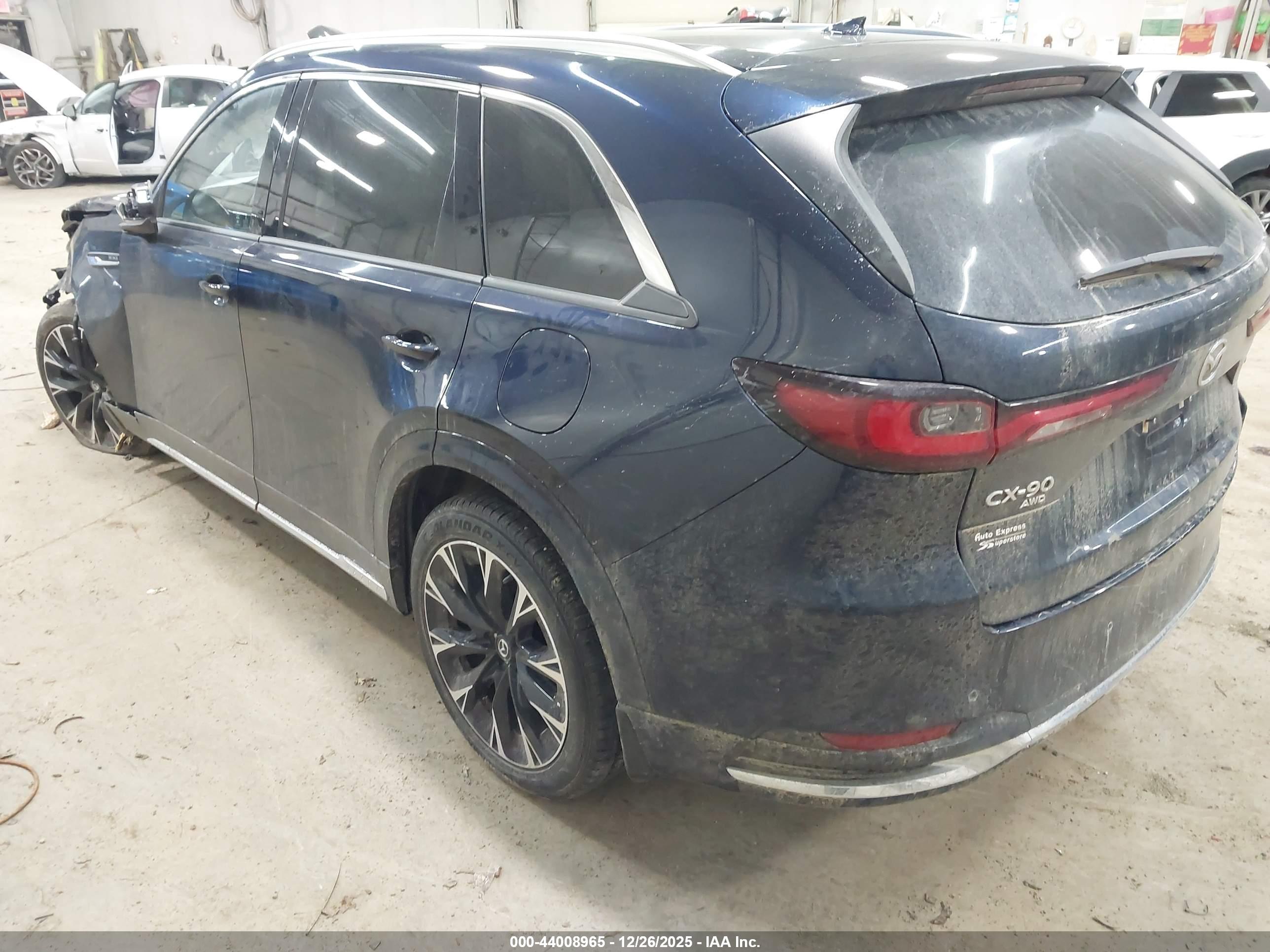 MAZDA CX-90 image 3