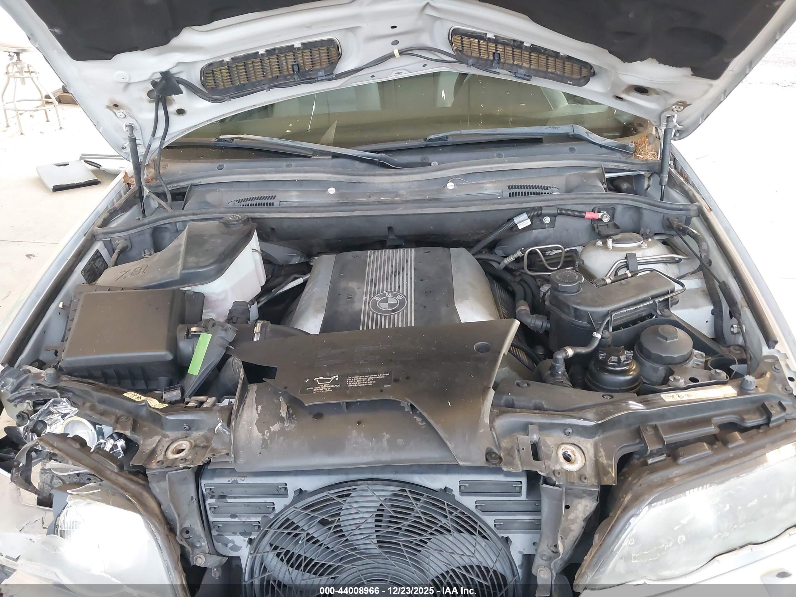 BMW X5 image 10