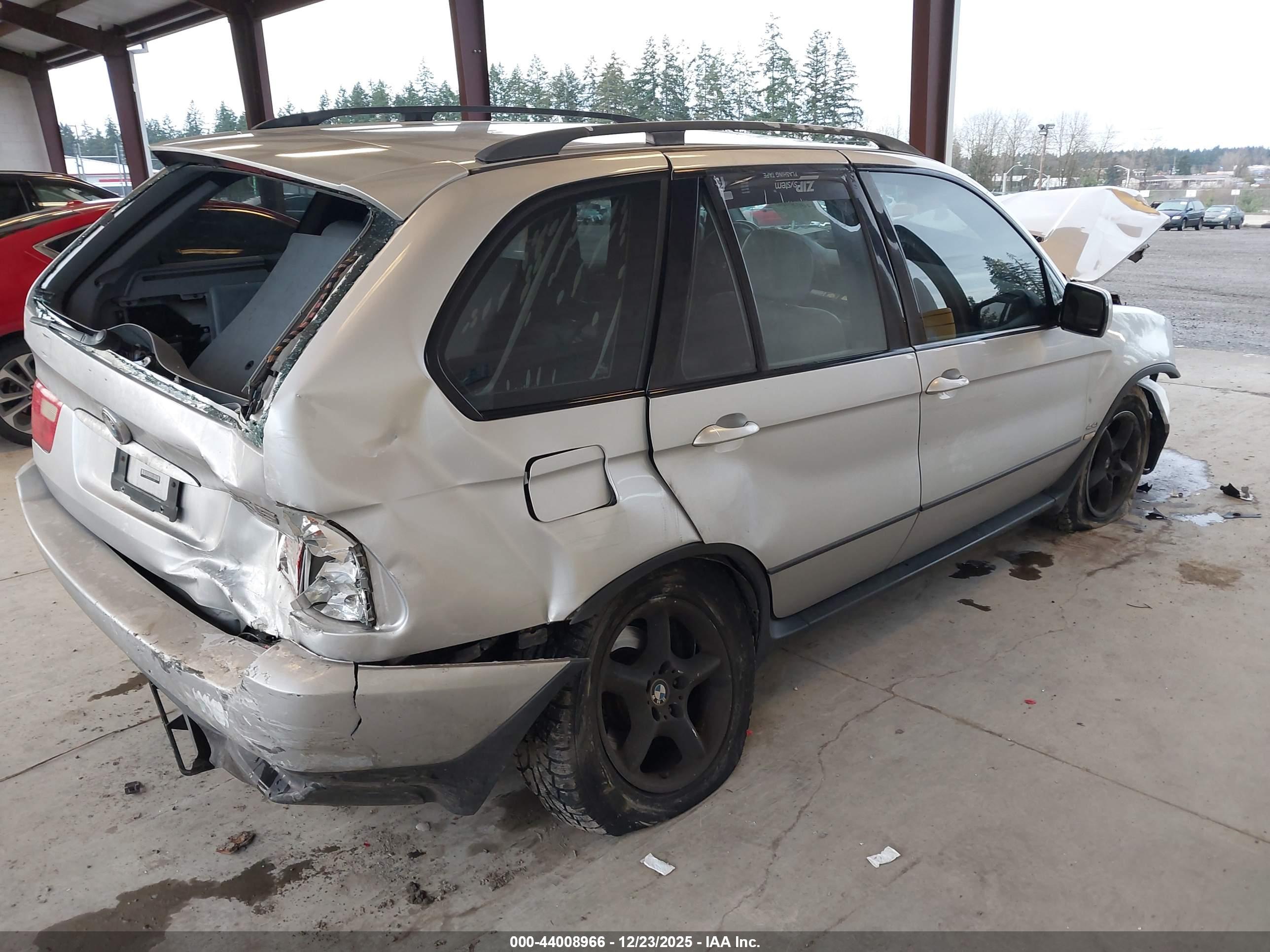 BMW X5 image 4