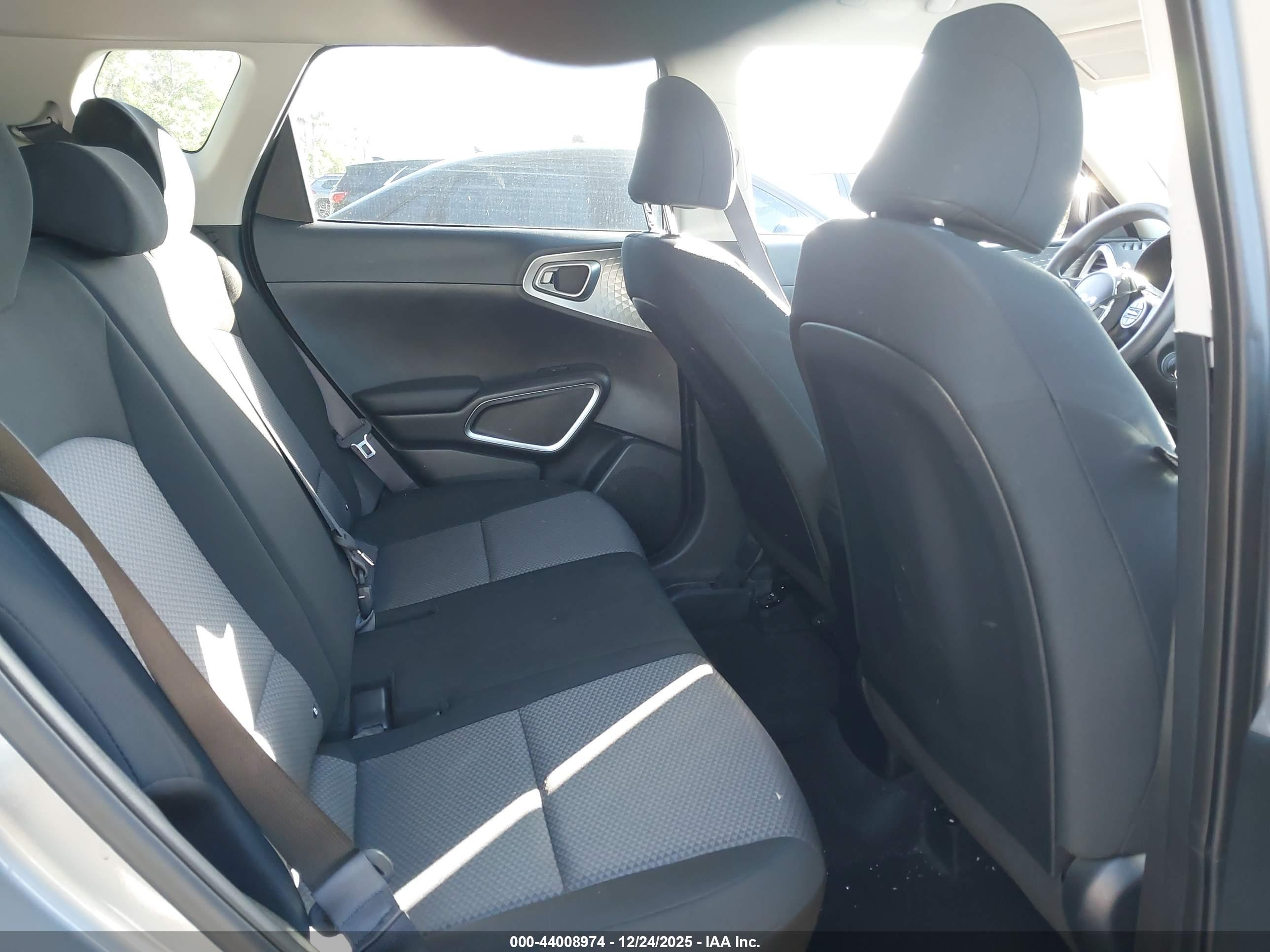 KIA SOUL image 8