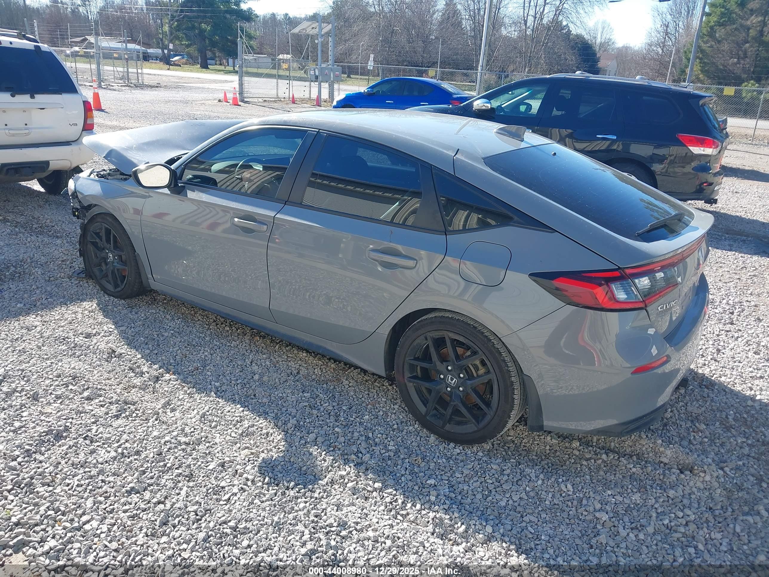 HONDA CIVIC image 3