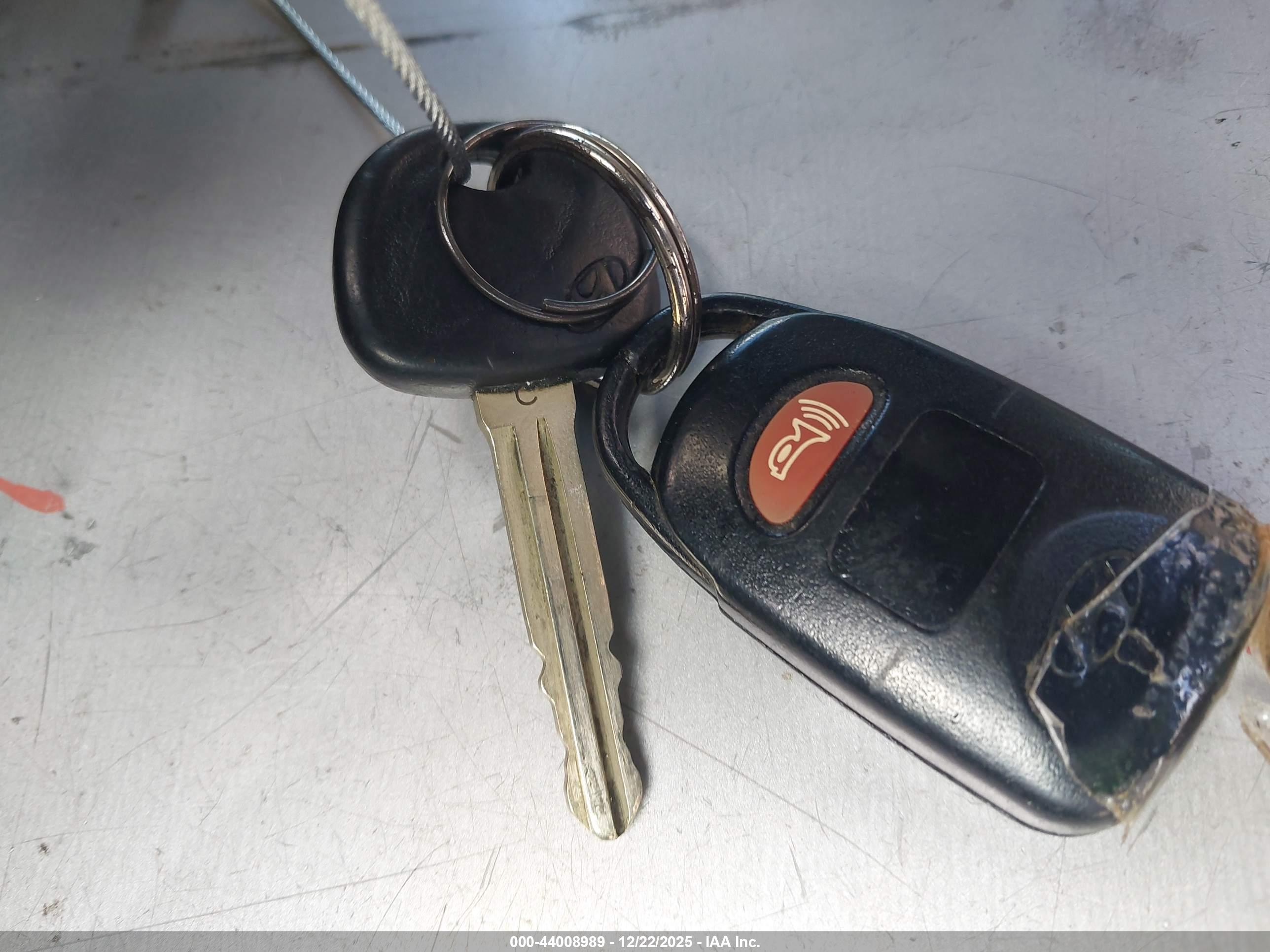 HYUNDAI ELANTRA image 11
