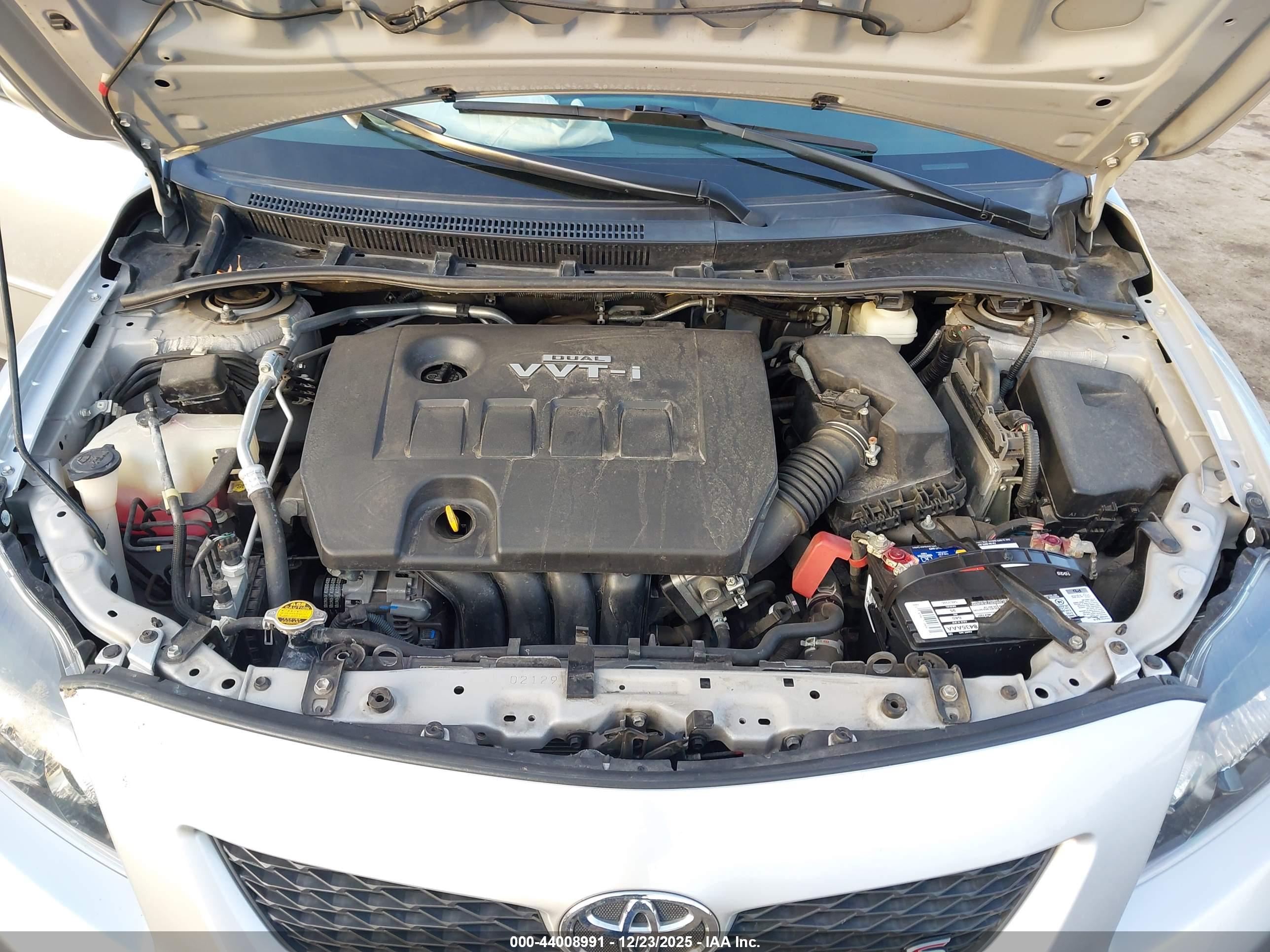 TOYOTA COROLLA image 10