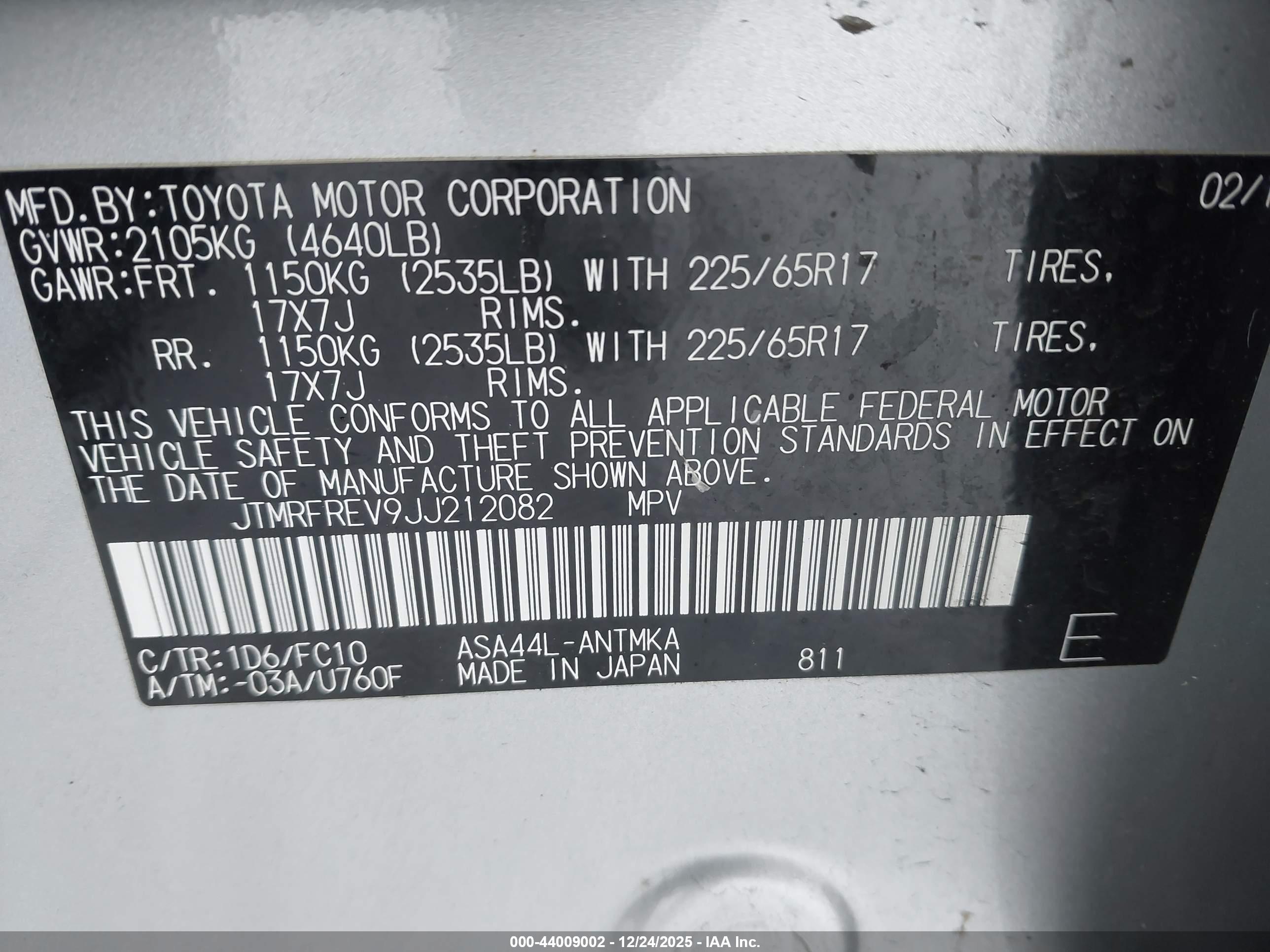 TOYOTA RAV4 image 9