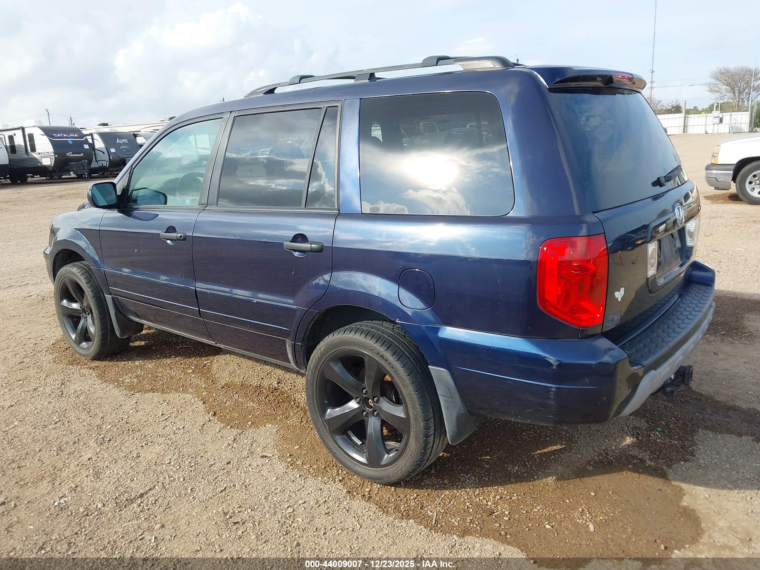 HONDA PILOT image 3