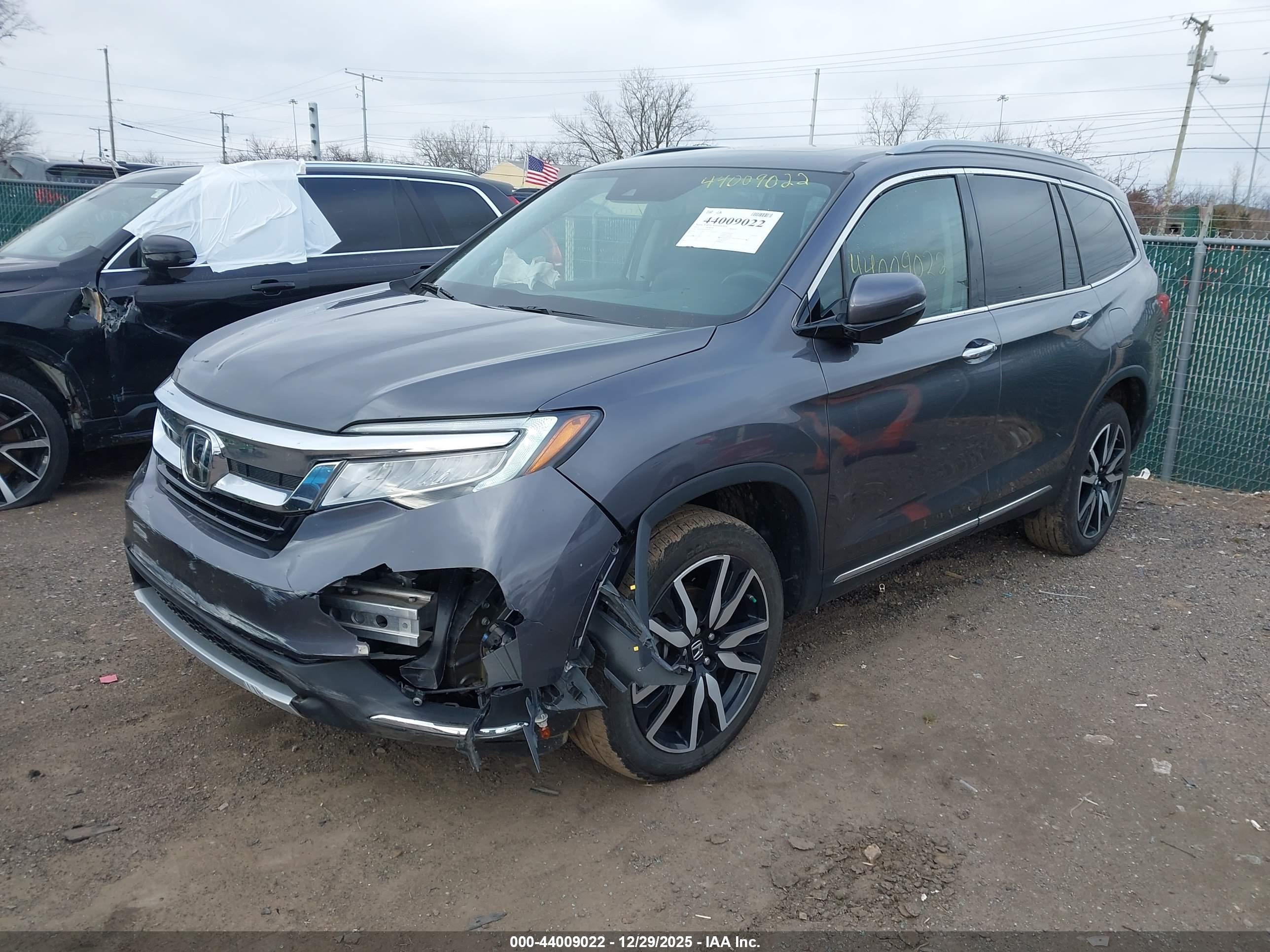 HONDA PILOT image 2
