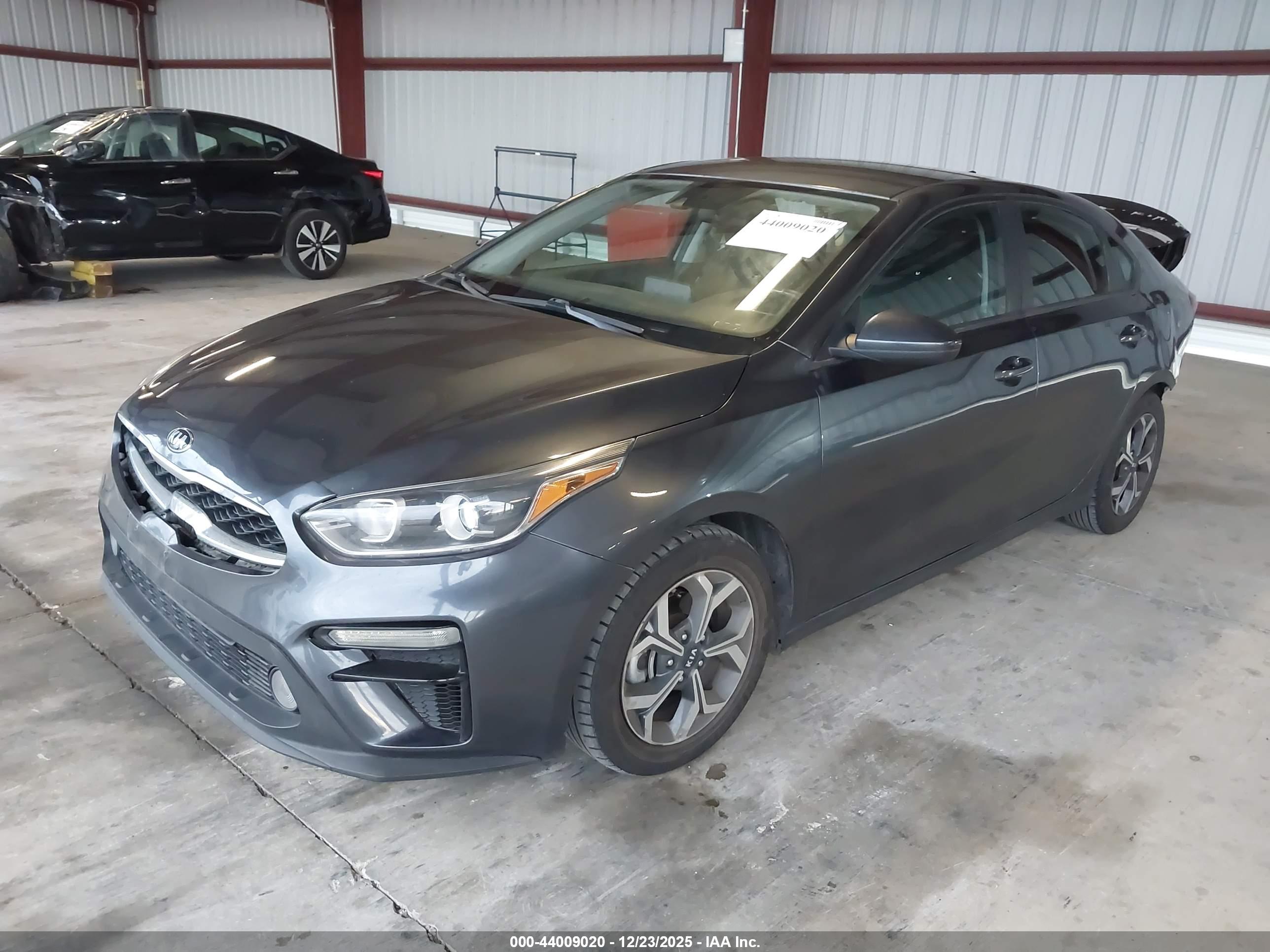 KIA FORTE image 2