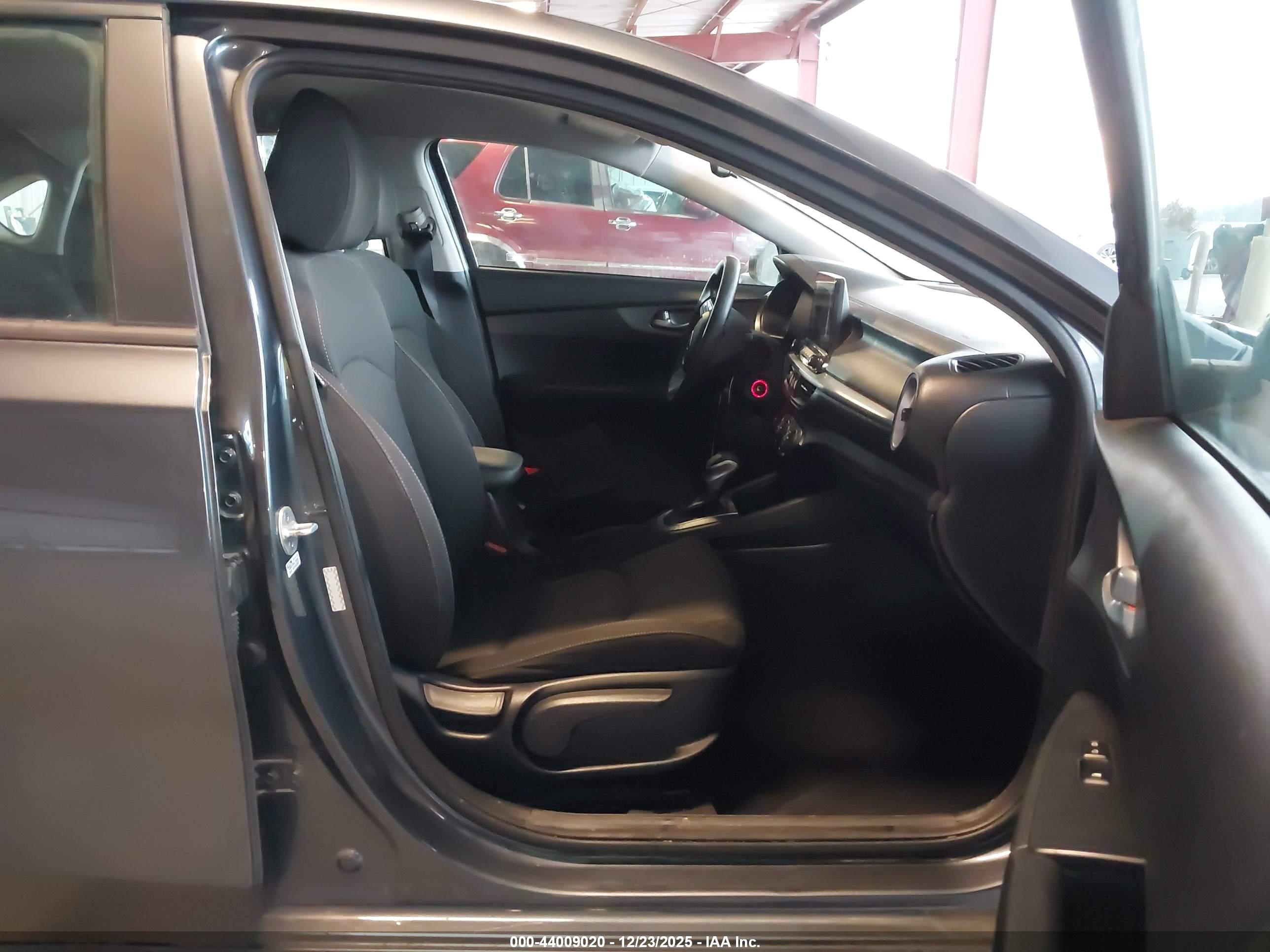 KIA FORTE image 5