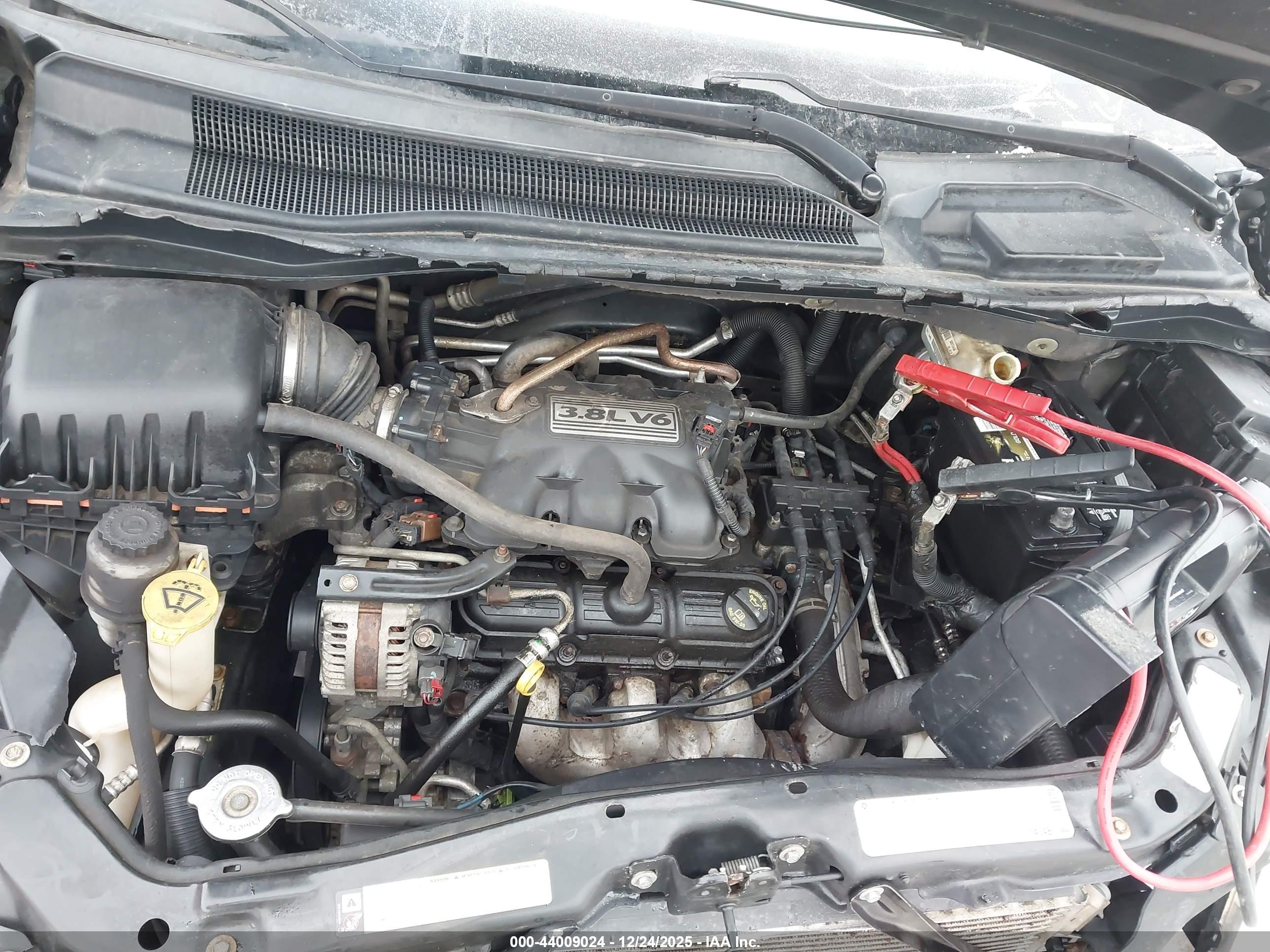 DODGE GRAND image 10