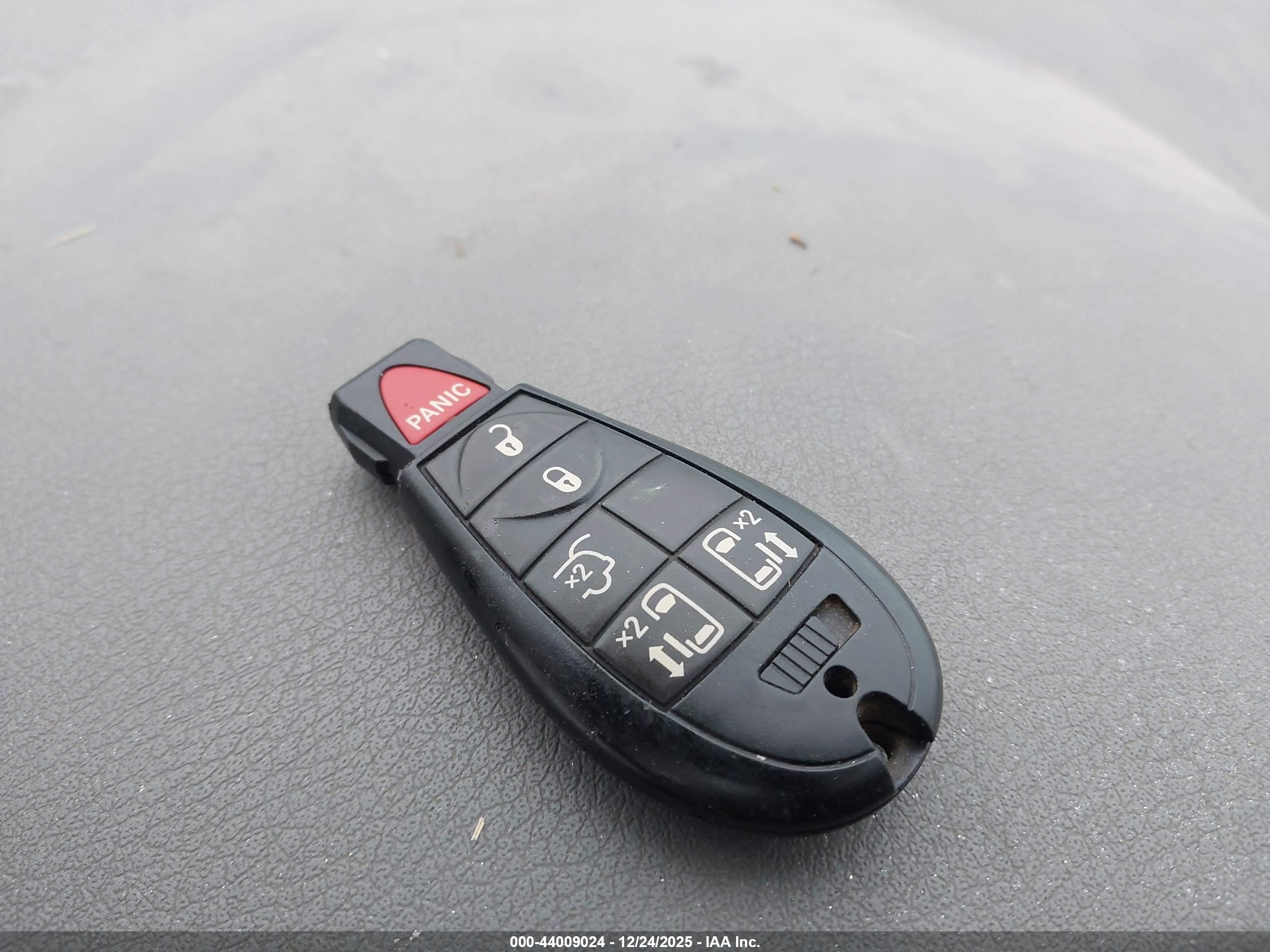 DODGE GRAND image 11