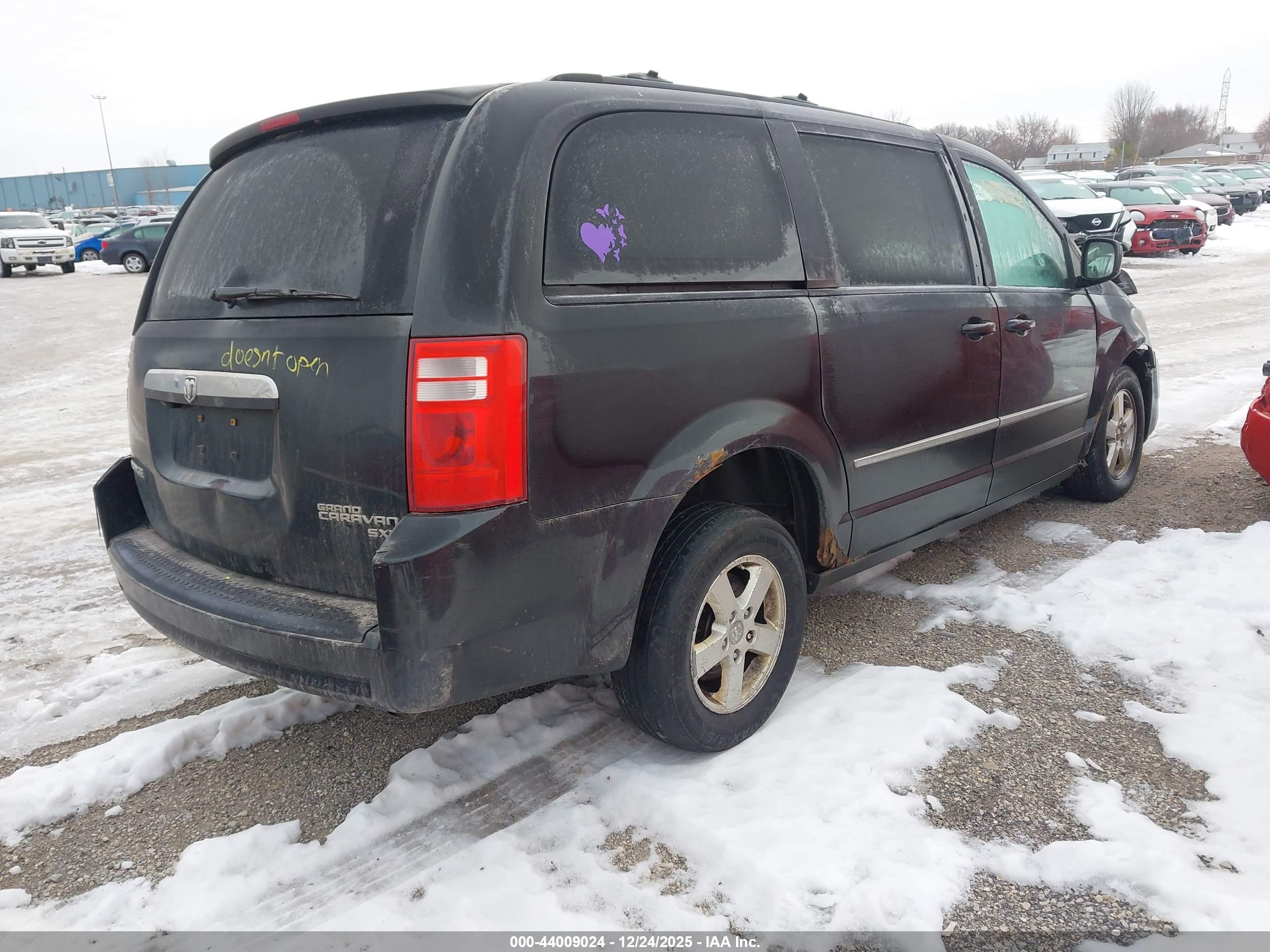 DODGE GRAND image 4