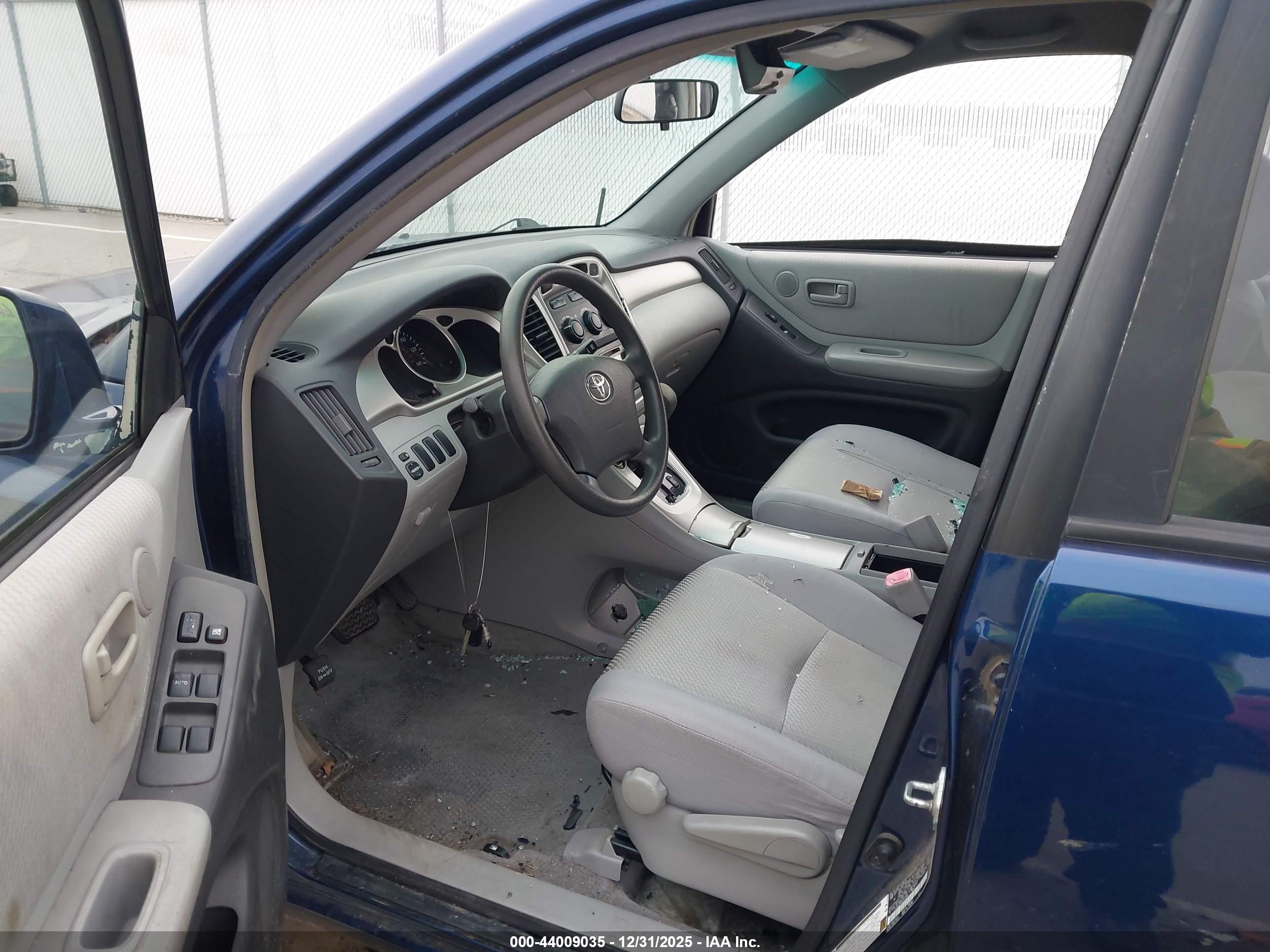 TOYOTA HIGHLANDER image 5