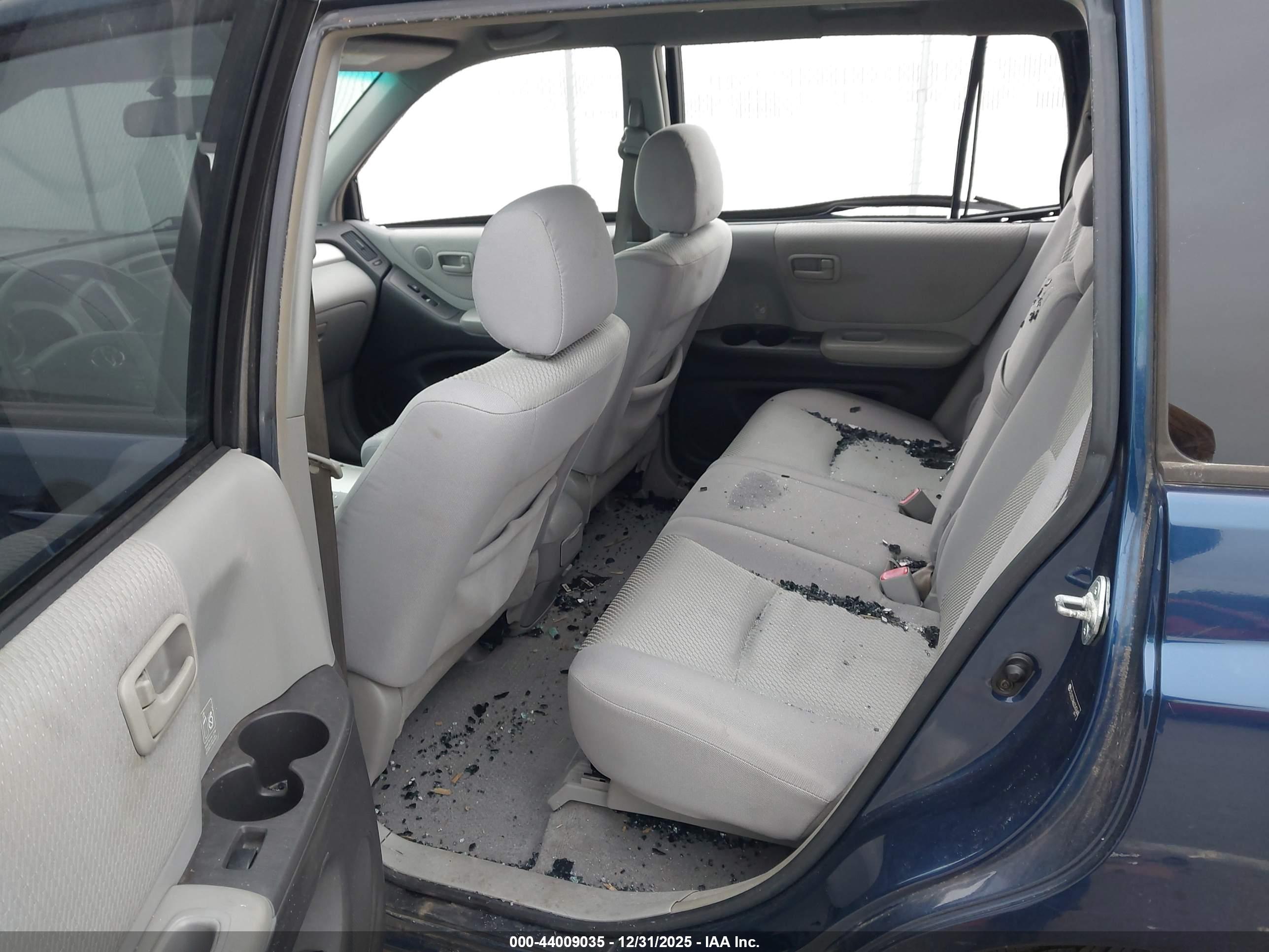 TOYOTA HIGHLANDER image 8
