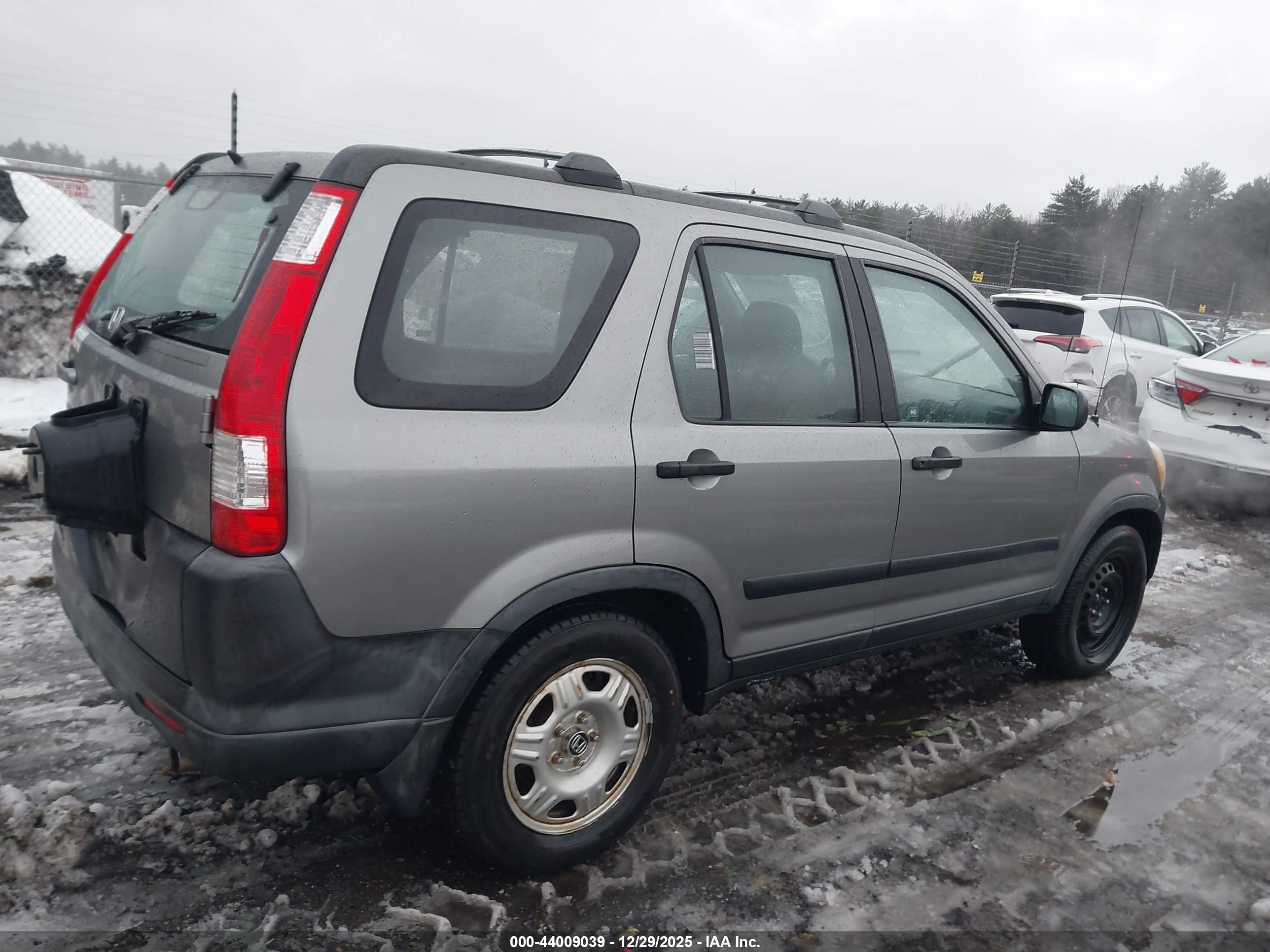 HONDA CR-V image 3