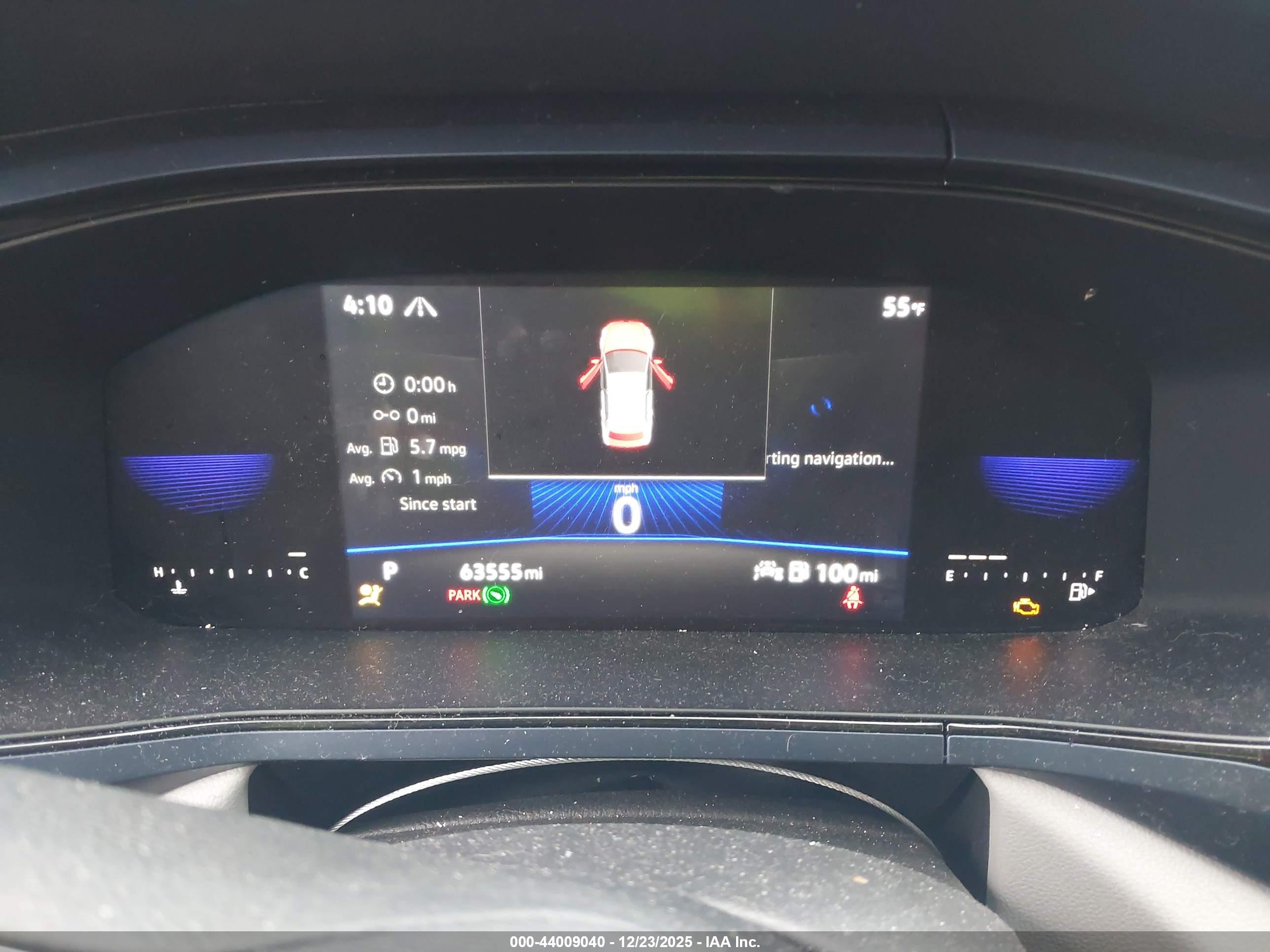 VOLKSWAGEN TAOS image 7