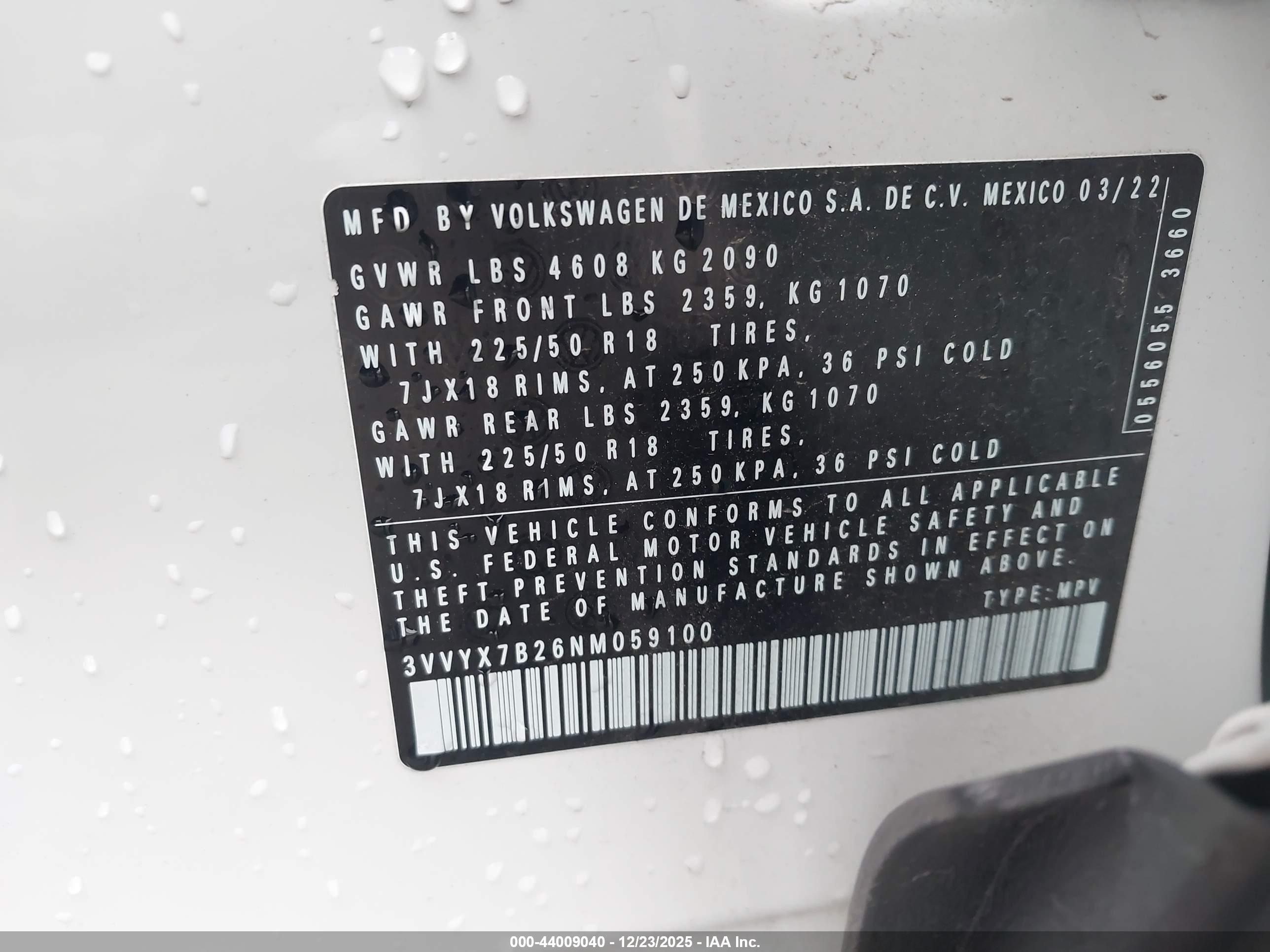 VOLKSWAGEN TAOS image 9