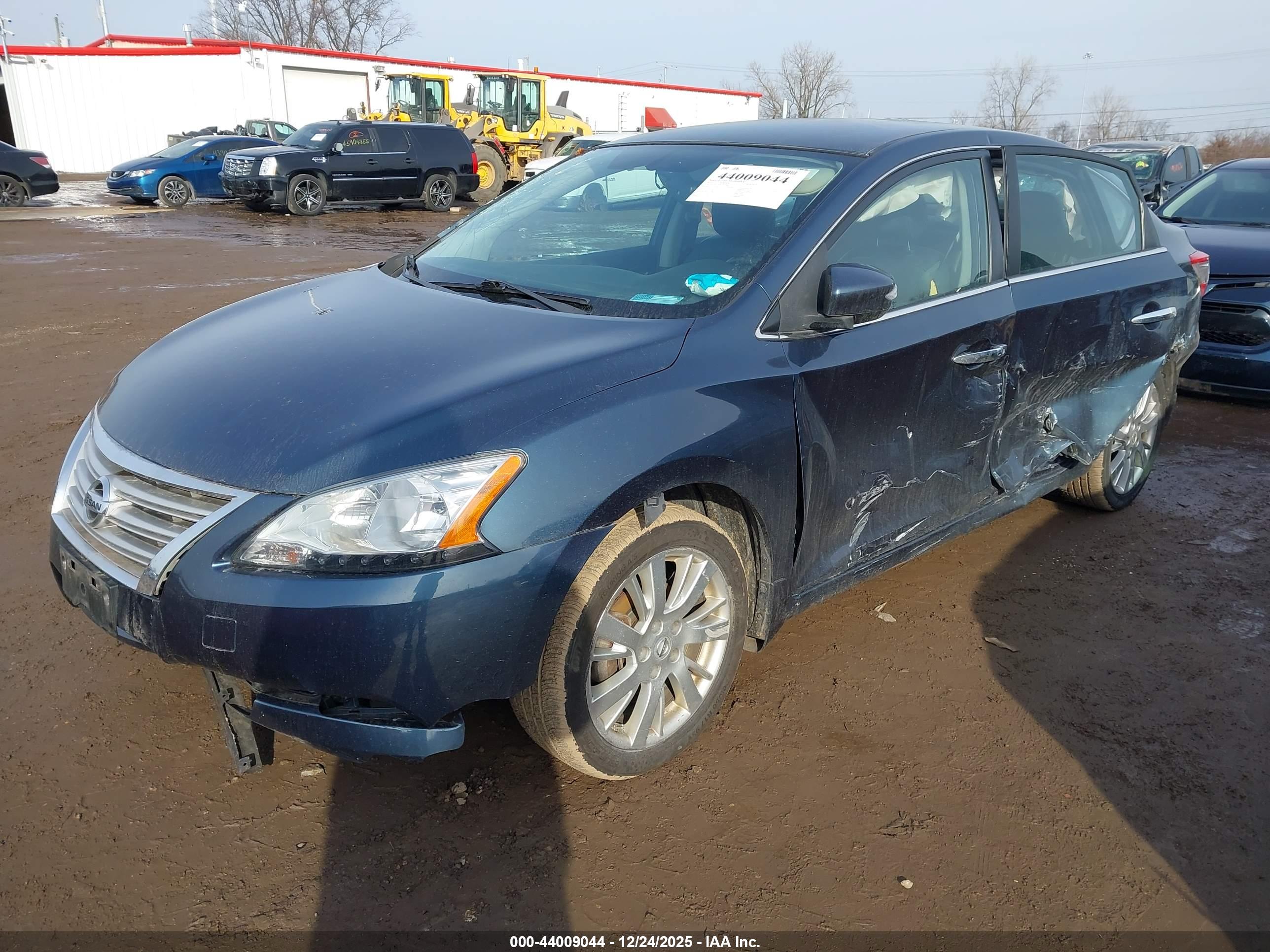 NISSAN SENTRA image 2