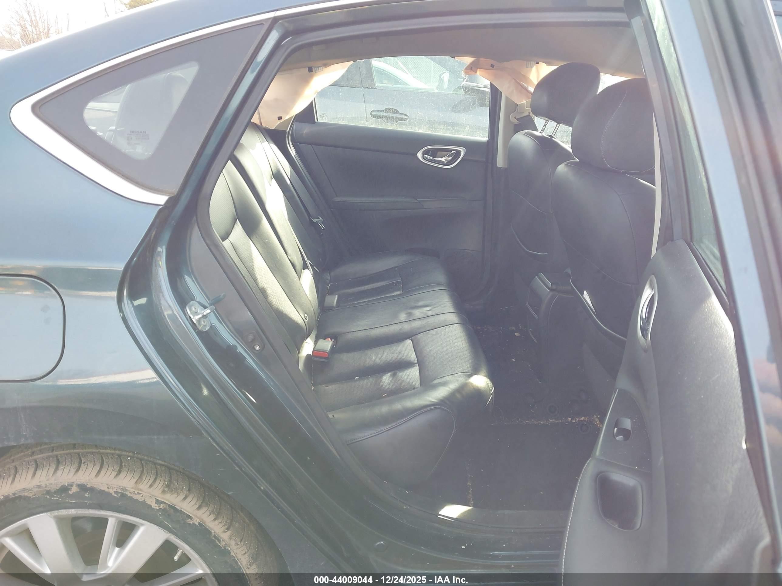 NISSAN SENTRA image 8
