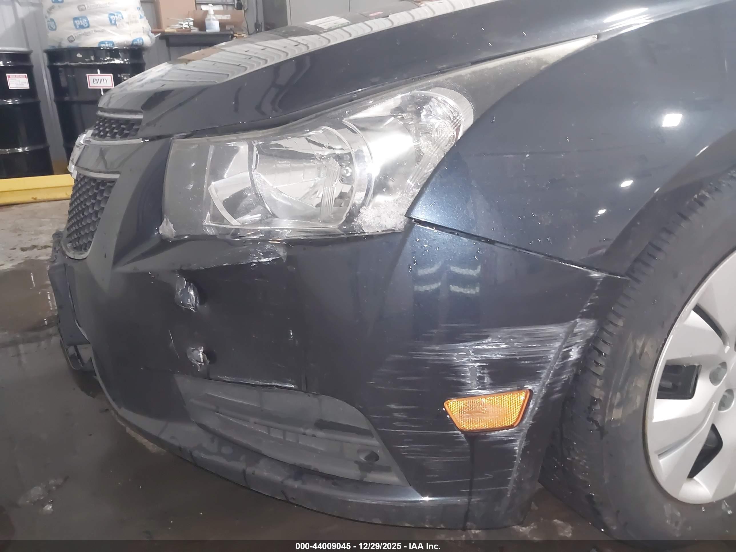 CHEVROLET CRUZE image 6