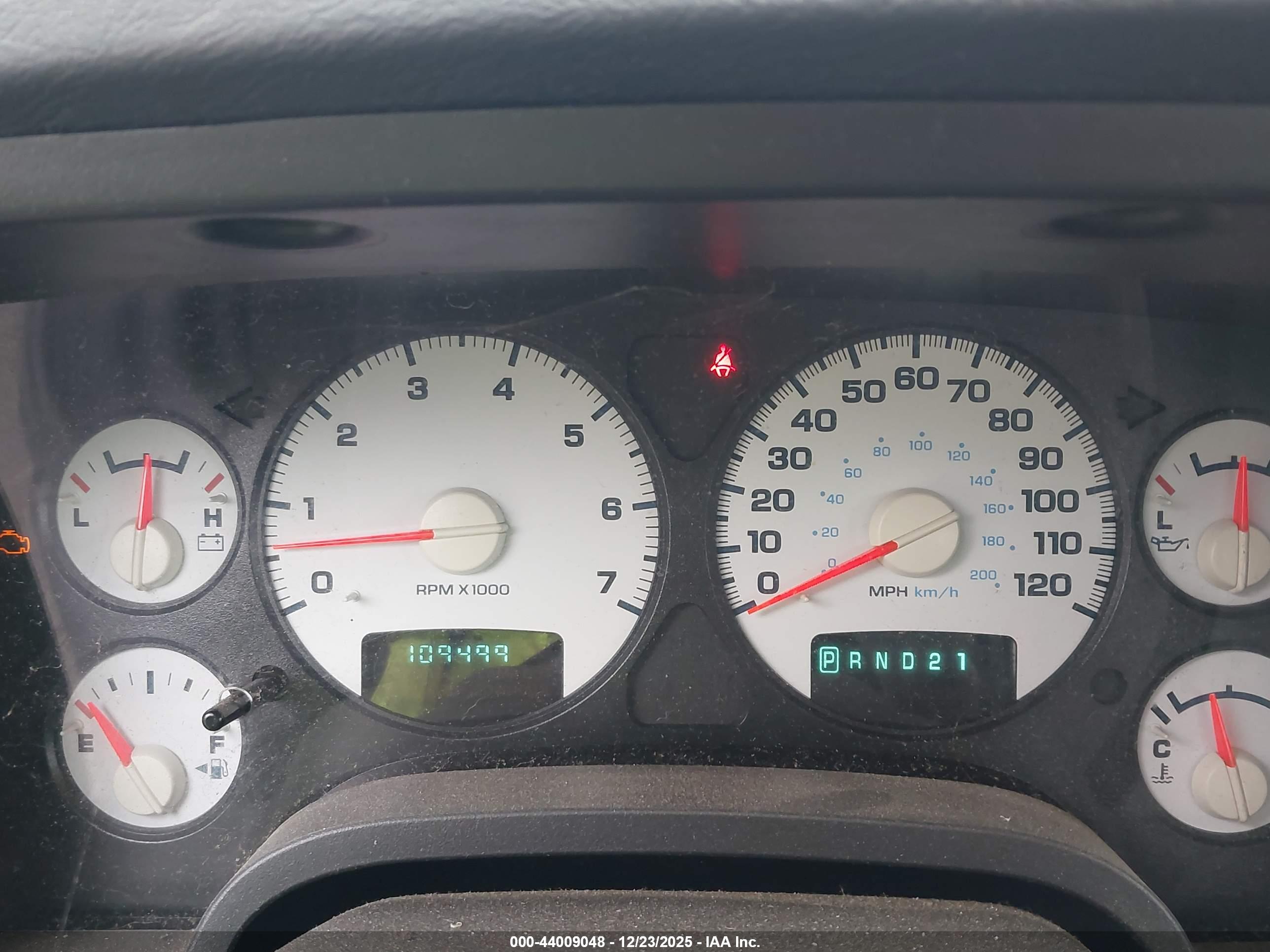 DODGE RAM image 7
